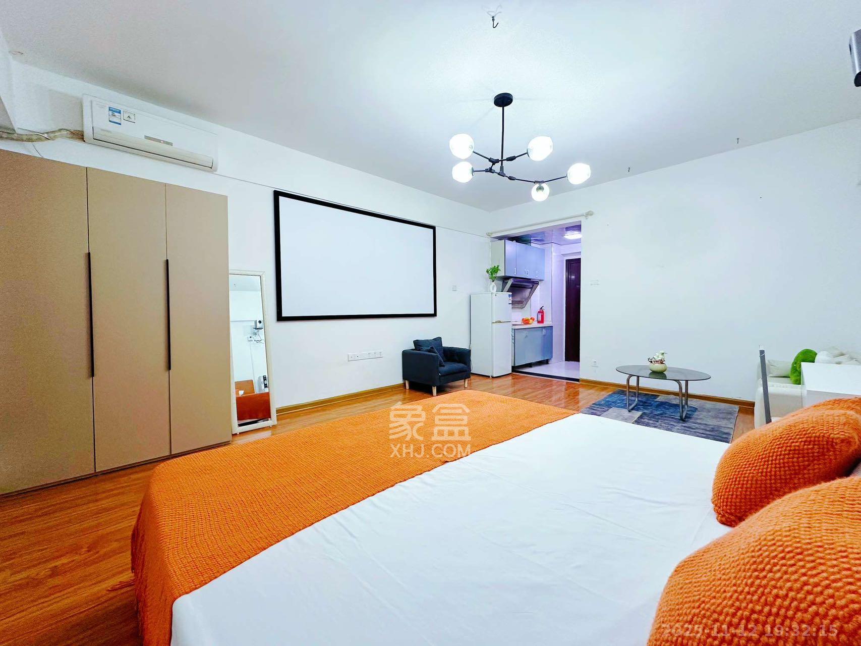 五一中央领御 1室1厅1卫 1800.0元/月 五一中央领御 1室1厅1卫 1800.0元/月室内图