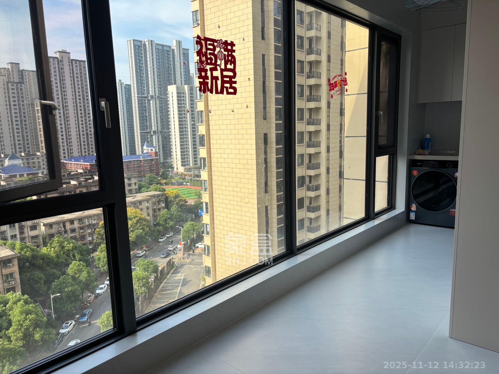 新力铂园(江山云著) 3室2厅2卫 4200.0元/月 新力铂园(江山云著) 3室2厅2卫 4200.0元/月室内图