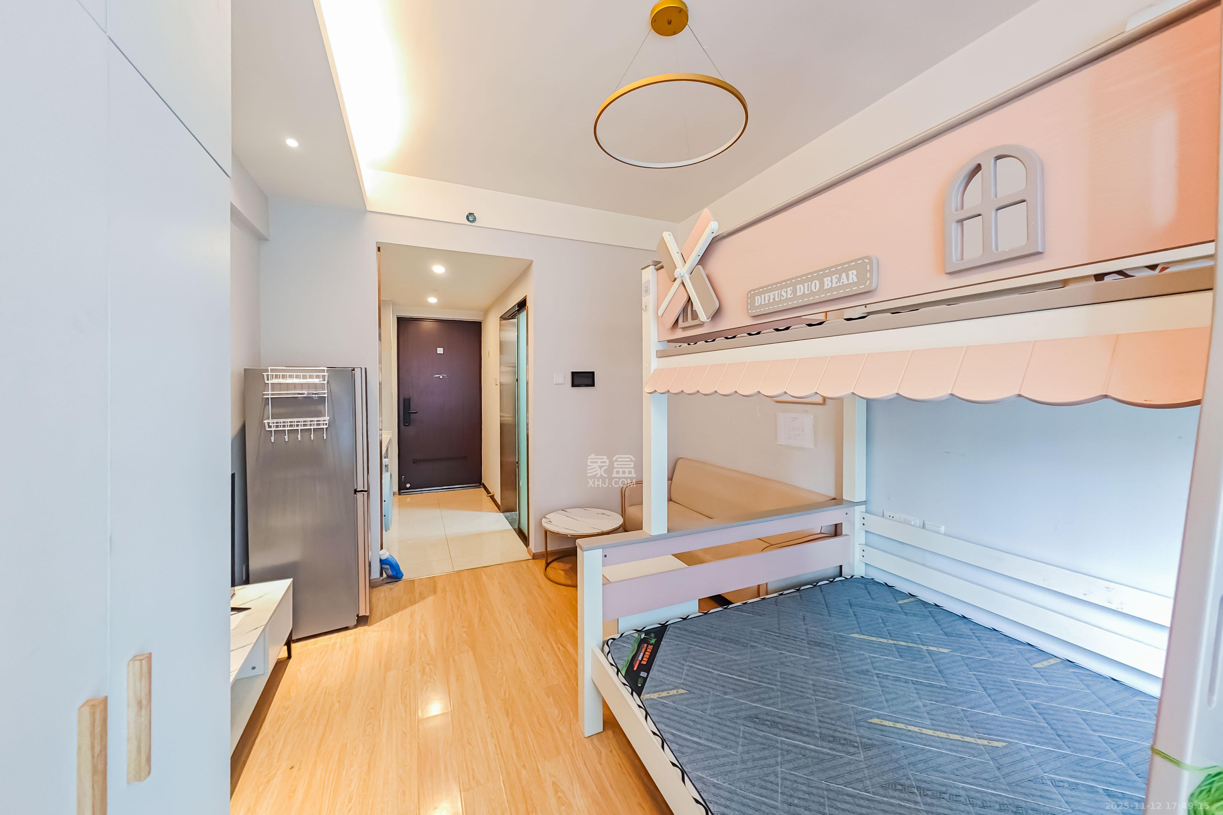 佳兆业云顶都汇 1室0厅1卫 25.0万 佳兆业云顶都汇 1室0厅1卫 25.0万客厅