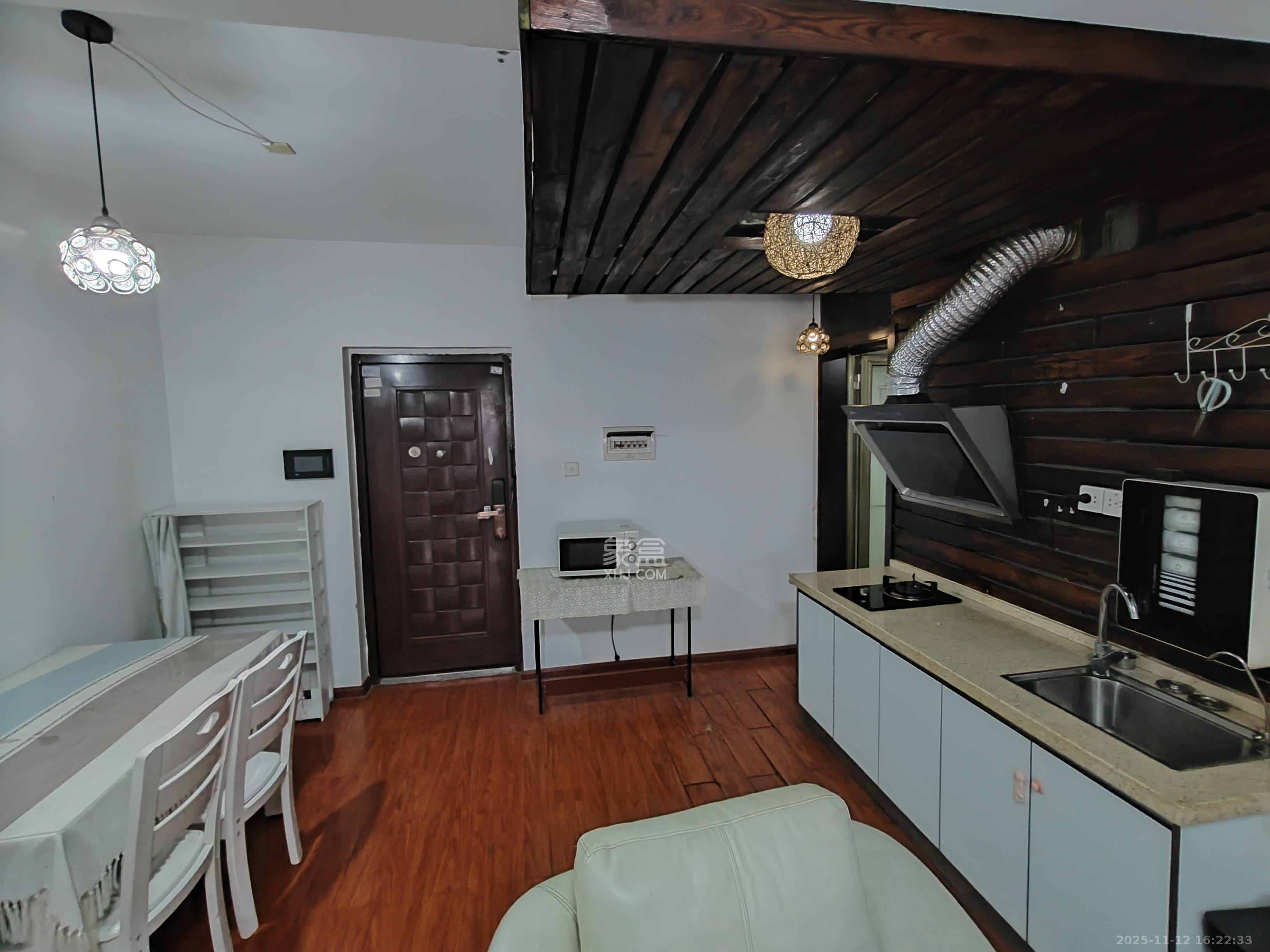 铂宫 2室1厅1卫 2400.0元/月 铂宫 2室1厅1卫 2400.0元/月室内图