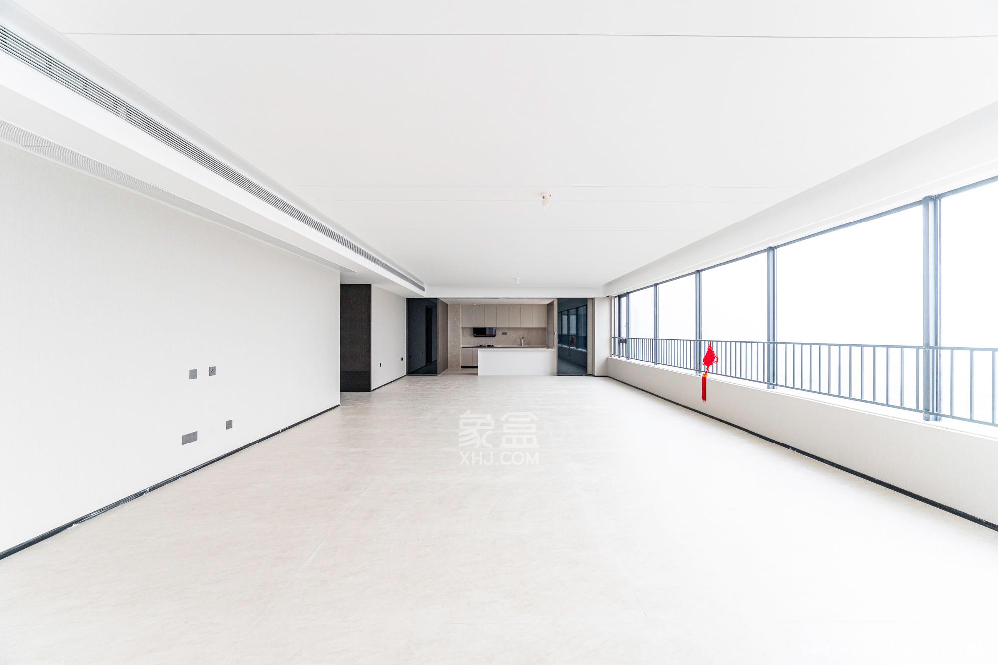 万科松湖天地  4室2厅4卫    478.0万客厅