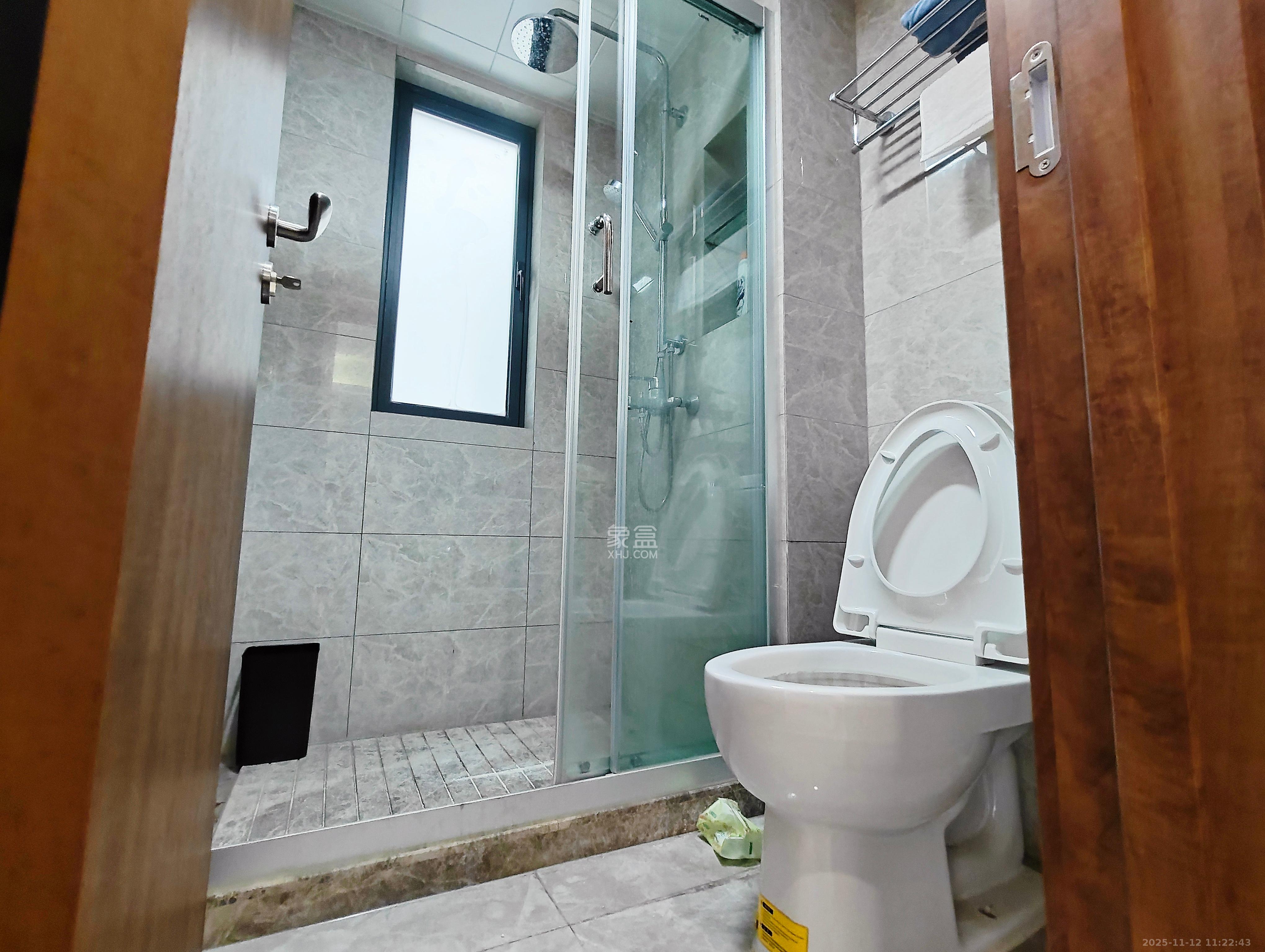 梅溪悦章  3室2厅2卫    3200.0元/月室内图