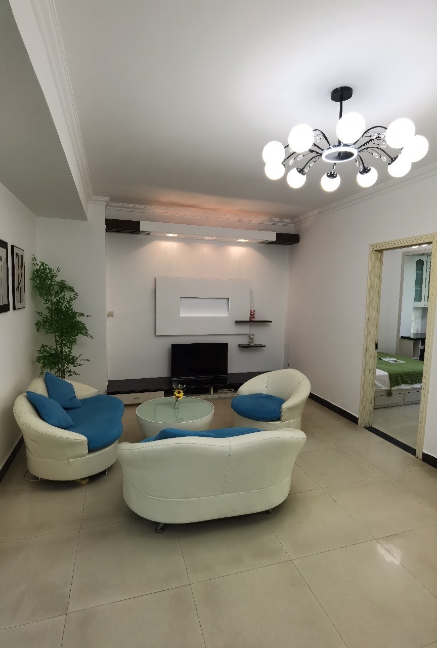 诚田大厦 2室2厅1卫 2500.0元/月 诚田大厦 2室2厅1卫 2500.0元/月室内图