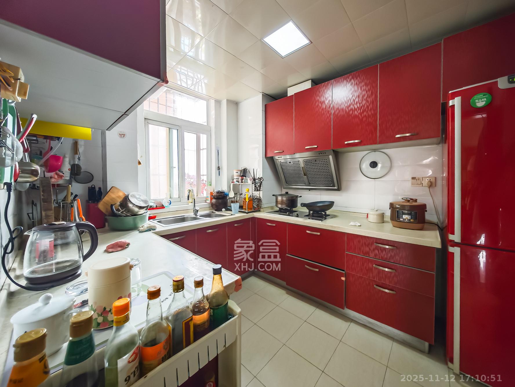 北湾景园 3室2厅1卫 86.0万 北湾景园 3室2厅1卫 86.0万厨房