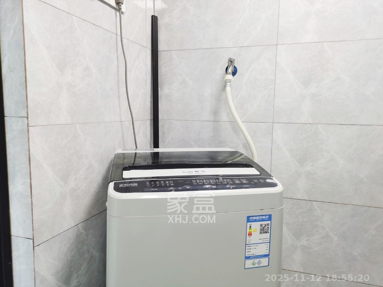 荣盛花语书苑 1室1厅1卫 2000.0元/月 荣盛花语书苑 1室1厅1卫 2000.0元/月室内图