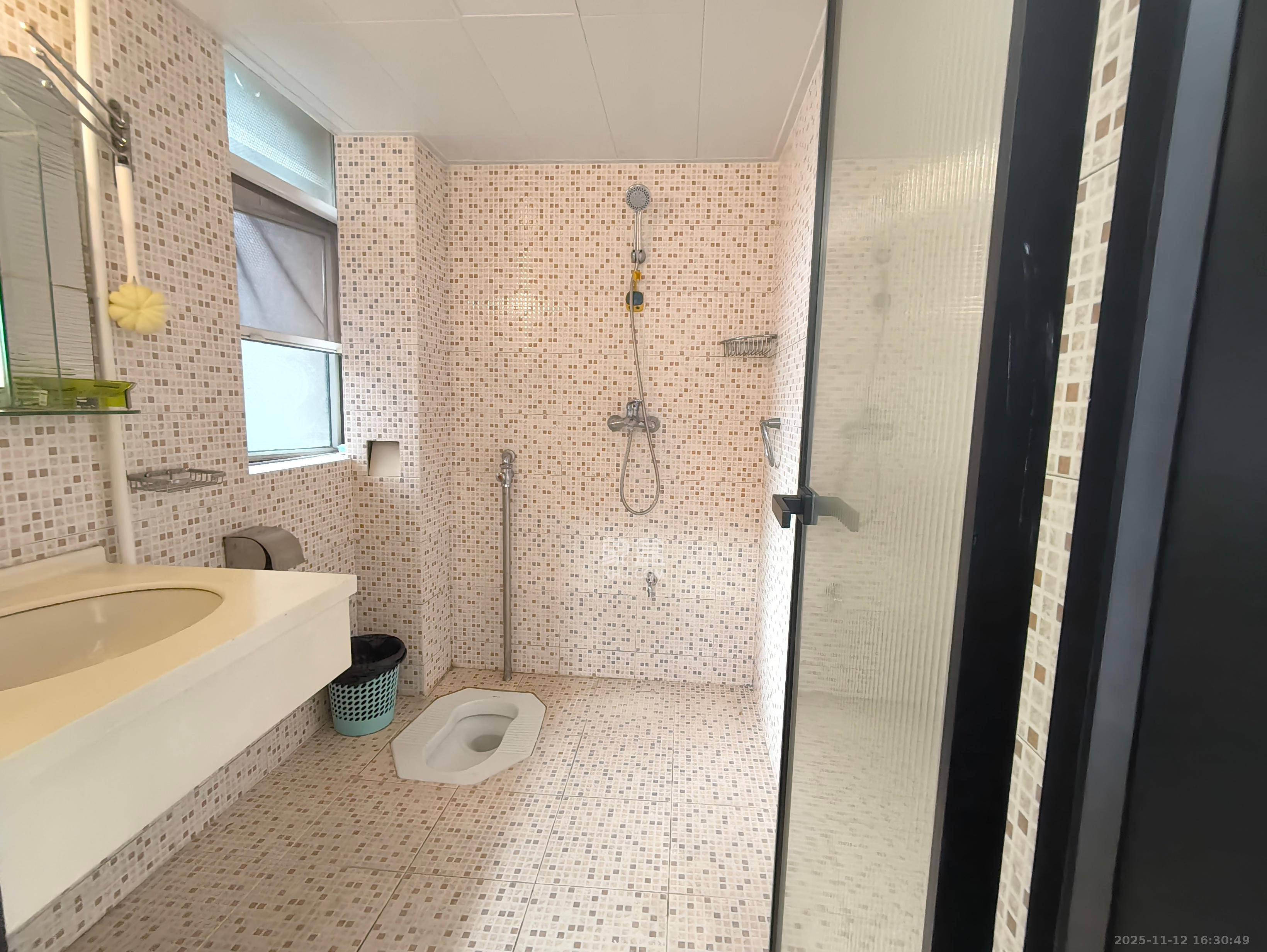 湖南省体育局单位宿舍（省体总会宿舍）  3室2厅2卫    4100.0元/月室内图