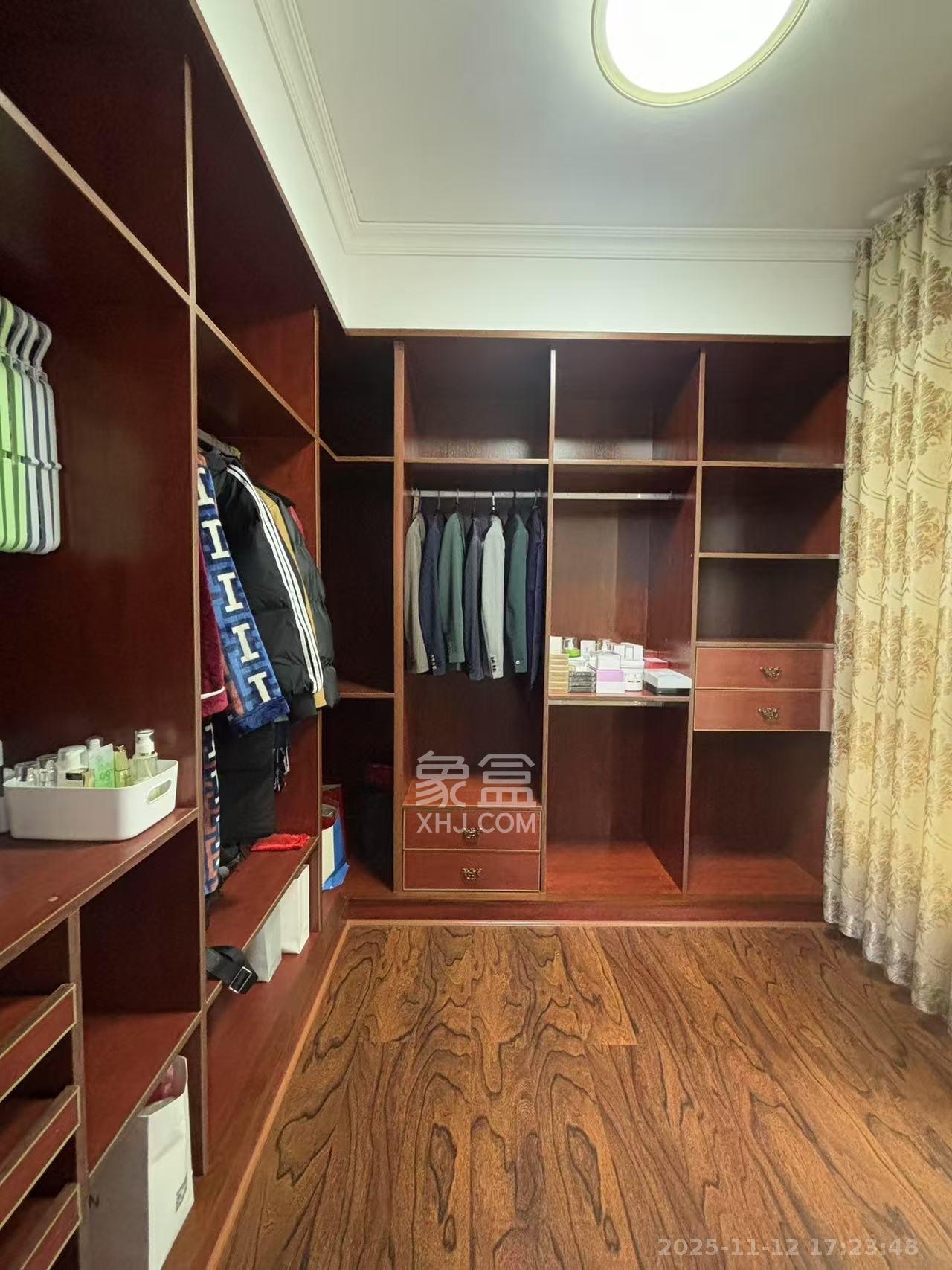 湖湾世景 1室1厅1卫 1600.0元/月 湖湾世景 1室1厅1卫 1600.0元/月室内图