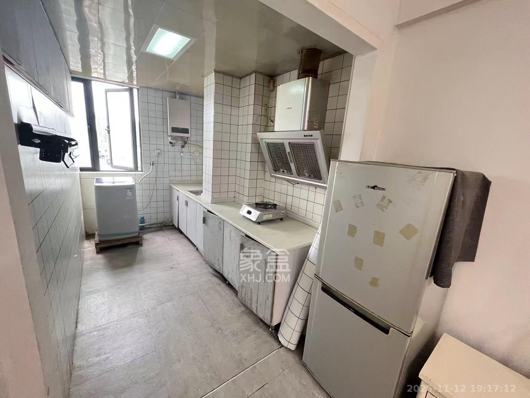 印象天心  1室1厅1卫    2000.0元/月室内图