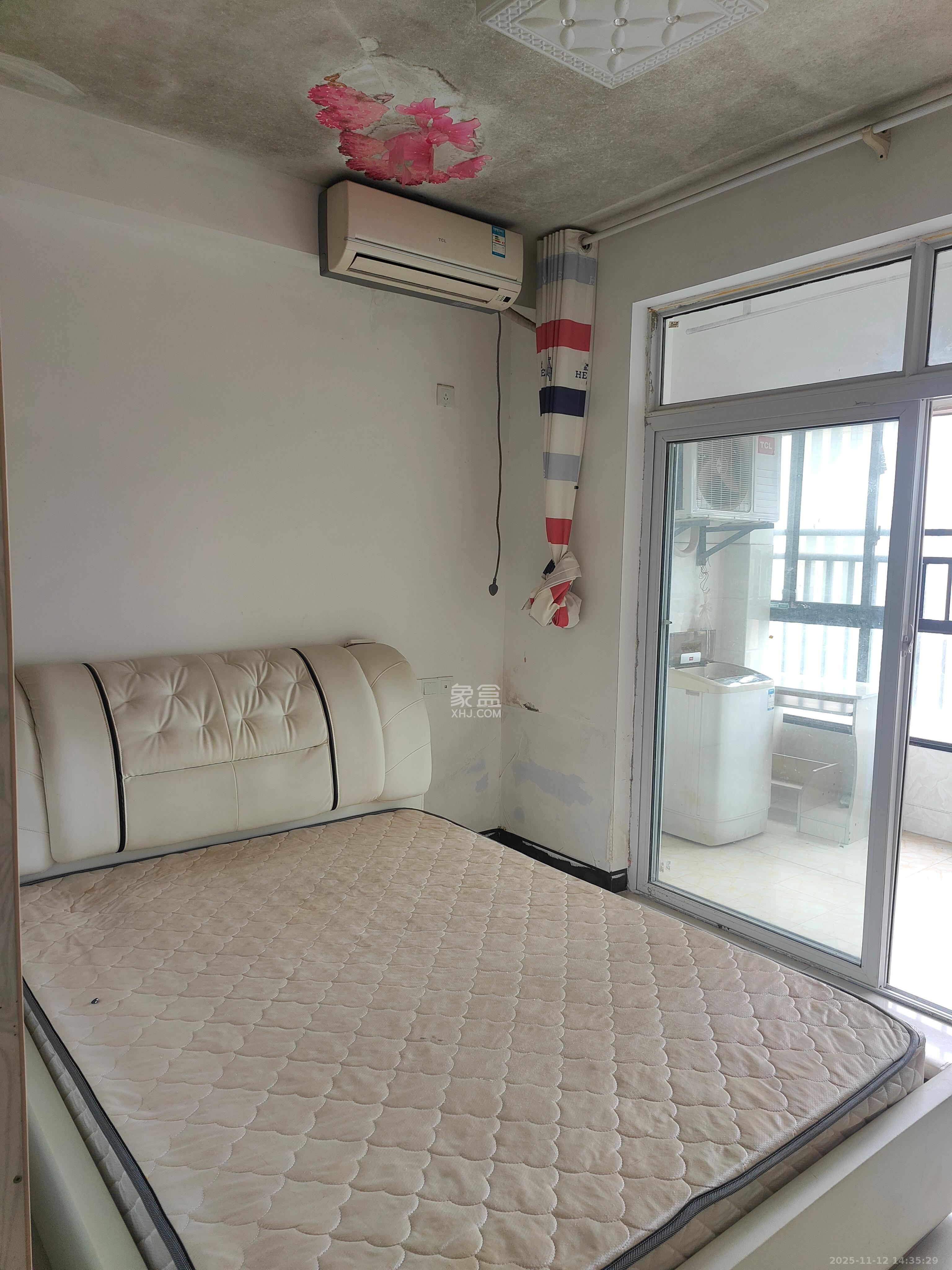 新长海广场  1室1厅1卫    1150.0元/月