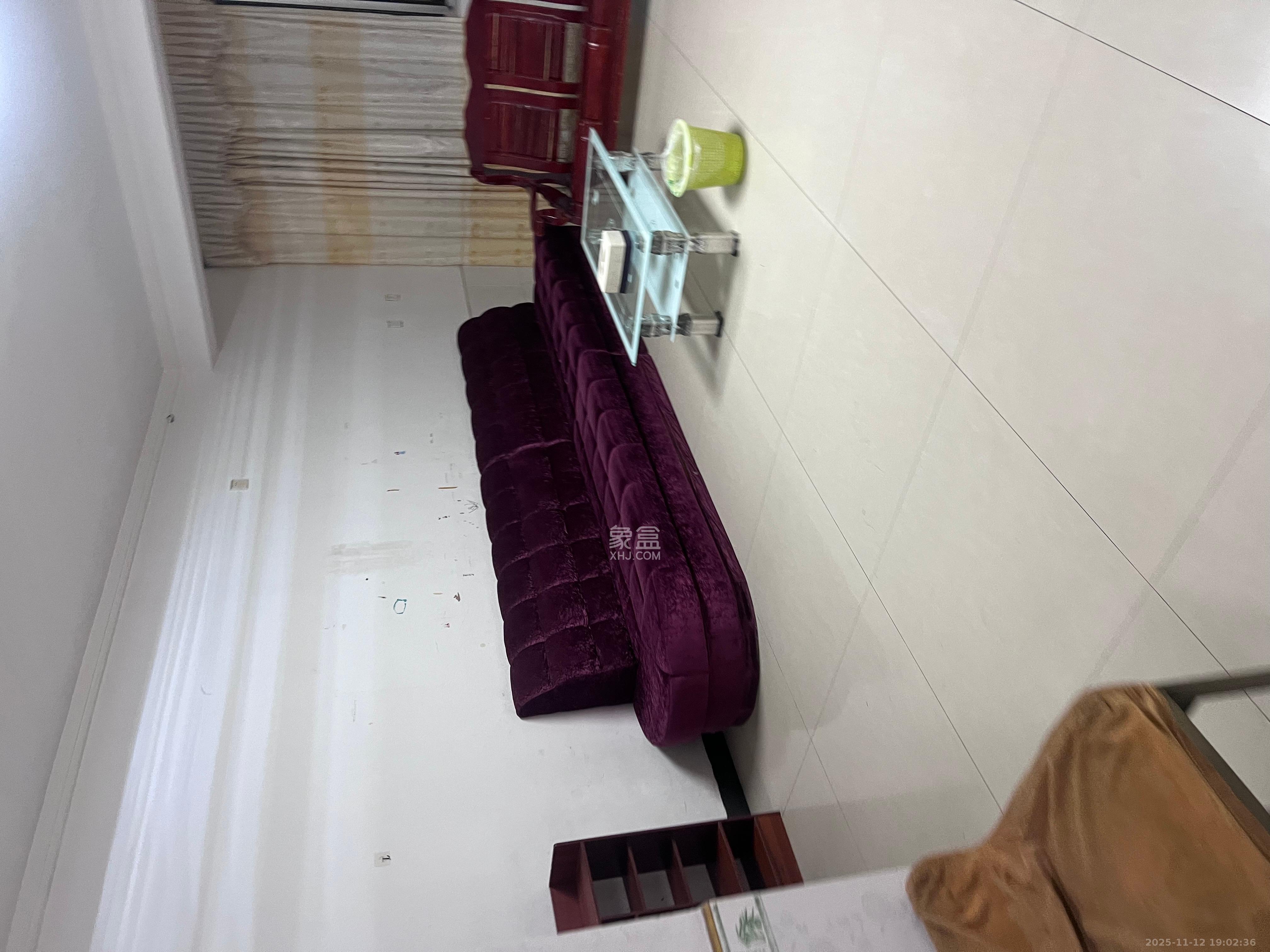 黄泥塘小区  2室2厅1卫    1800.0元/月室内图