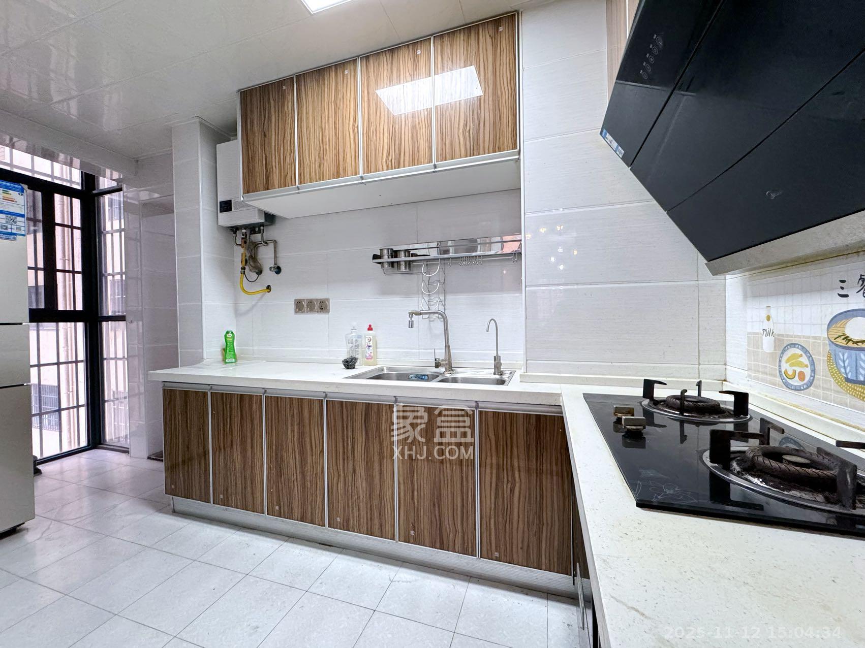 天麓尚层 2室2厅1卫 2300.0元/月 天麓尚层 2室2厅1卫 2300.0元/月室内图