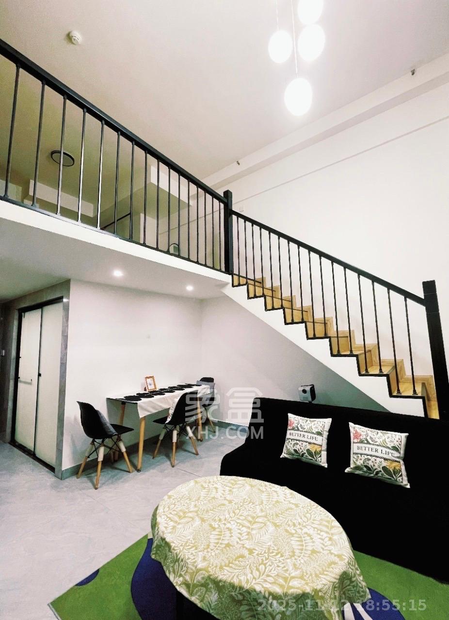 荣盛花语书苑 1室1厅1卫 2000.0元/月 荣盛花语书苑 1室1厅1卫 2000.0元/月室内图