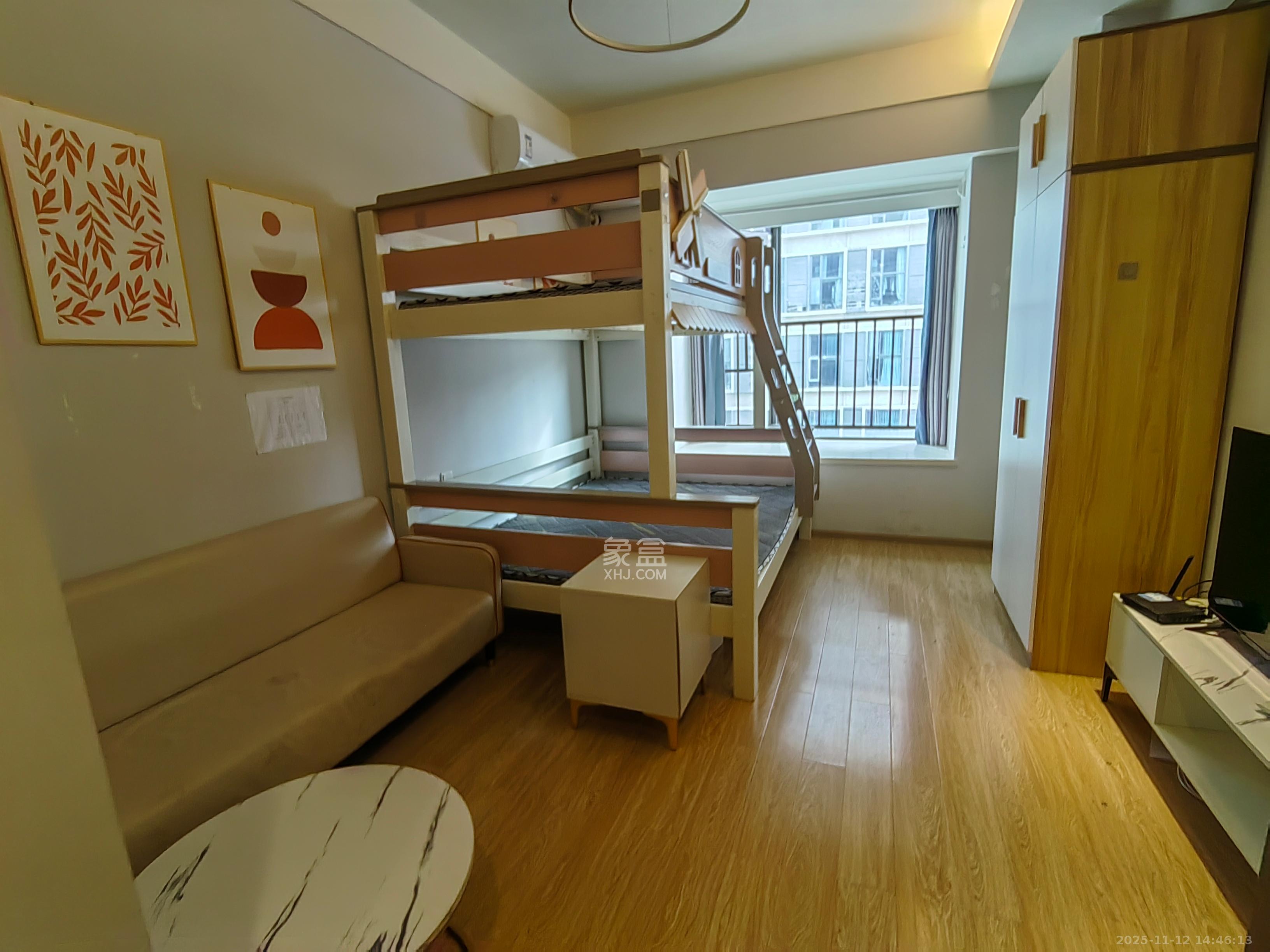 佳兆业云顶都汇 1室0厅1卫 1300.0元/月 佳兆业云顶都汇 1室0厅1卫 1300.0元/月室内图