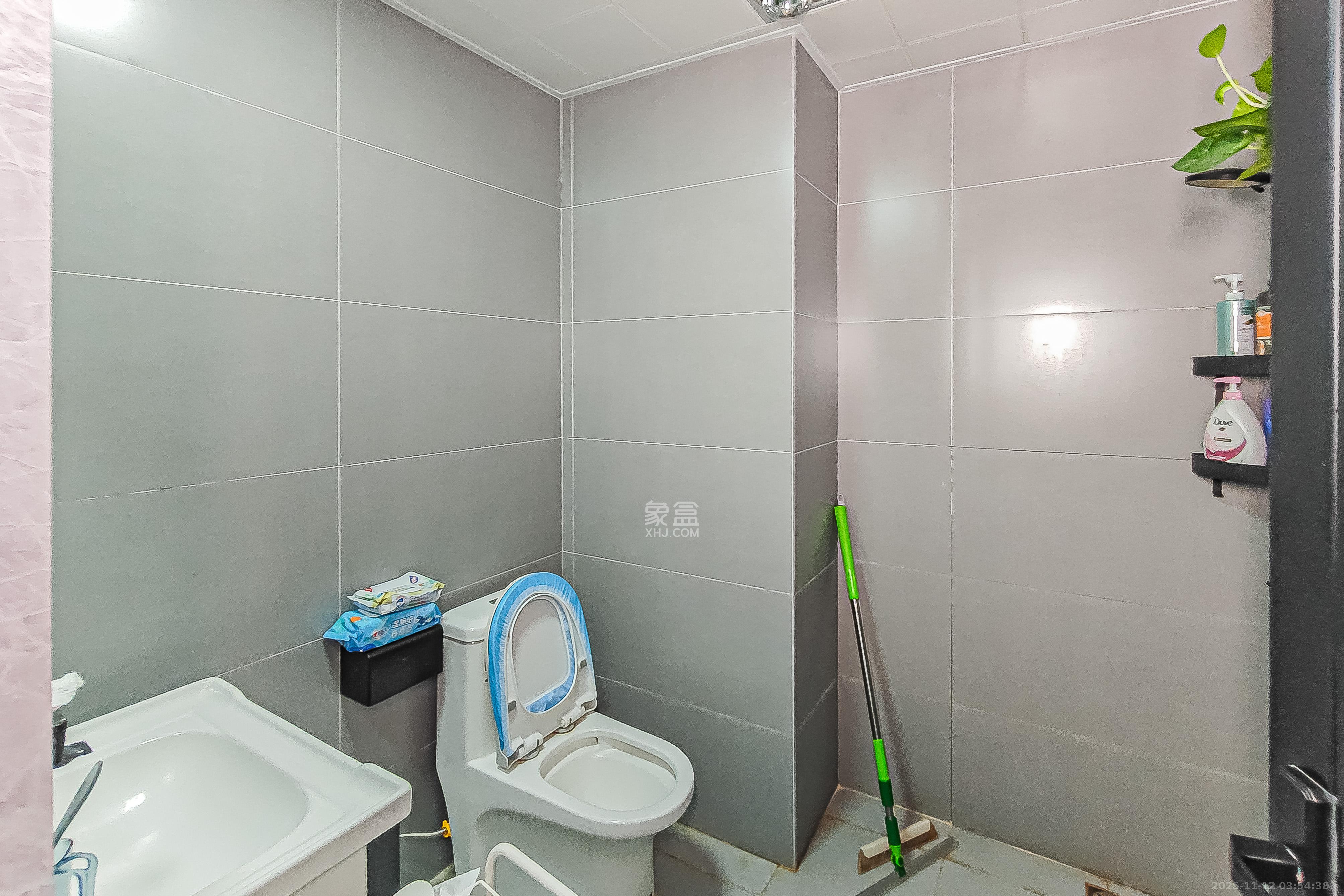 建发央玺(建发泱玺雅苑) 4室2厅3卫 325.0万 建发央玺(建发泱玺雅苑) 4室2厅3卫 325.0万卫生间