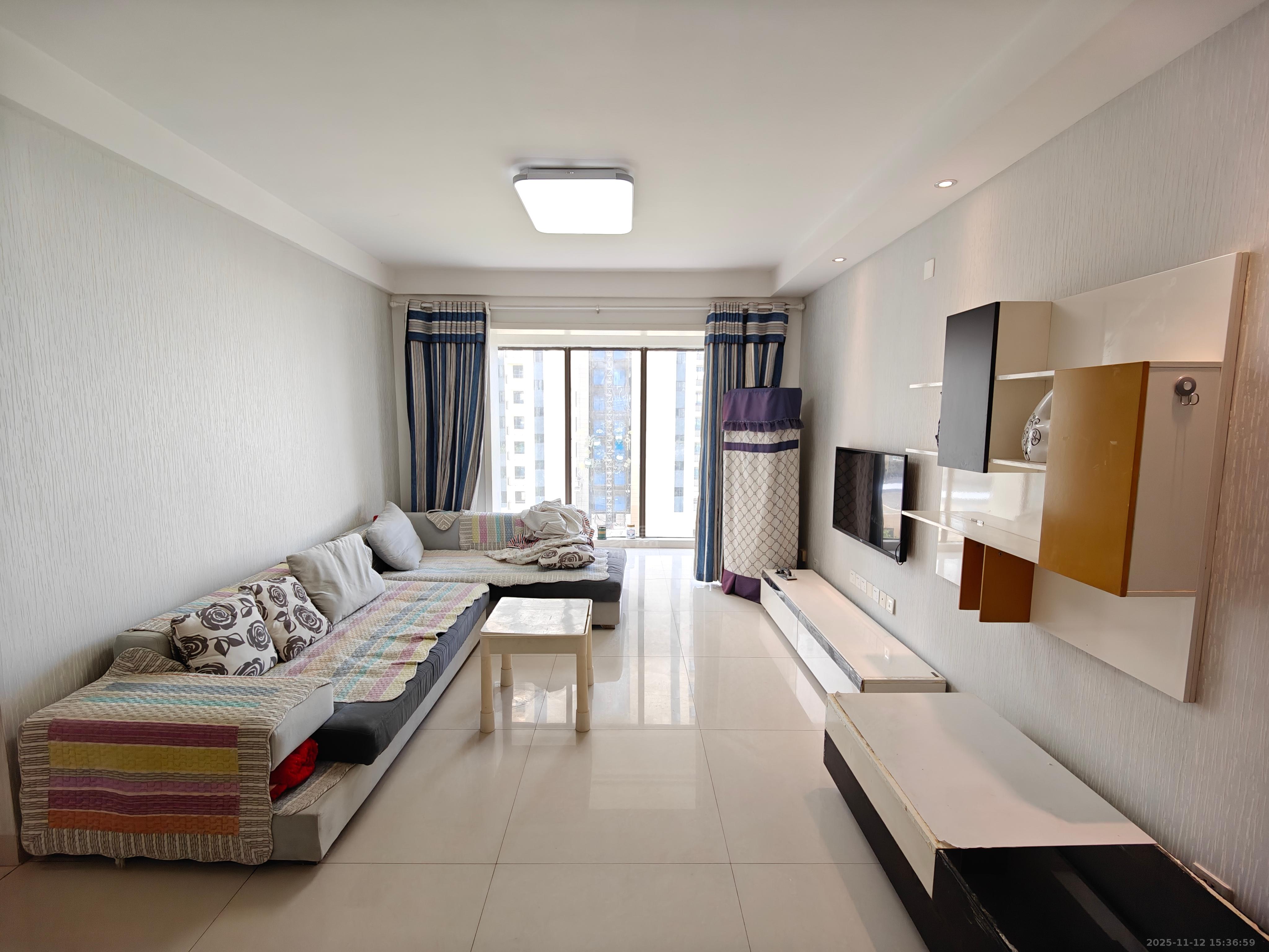 佳兆业金域天下二期 3室2厅1卫 1500.0元/月 佳兆业金域天下二期 3室2厅1卫 1500.0元/月室内图