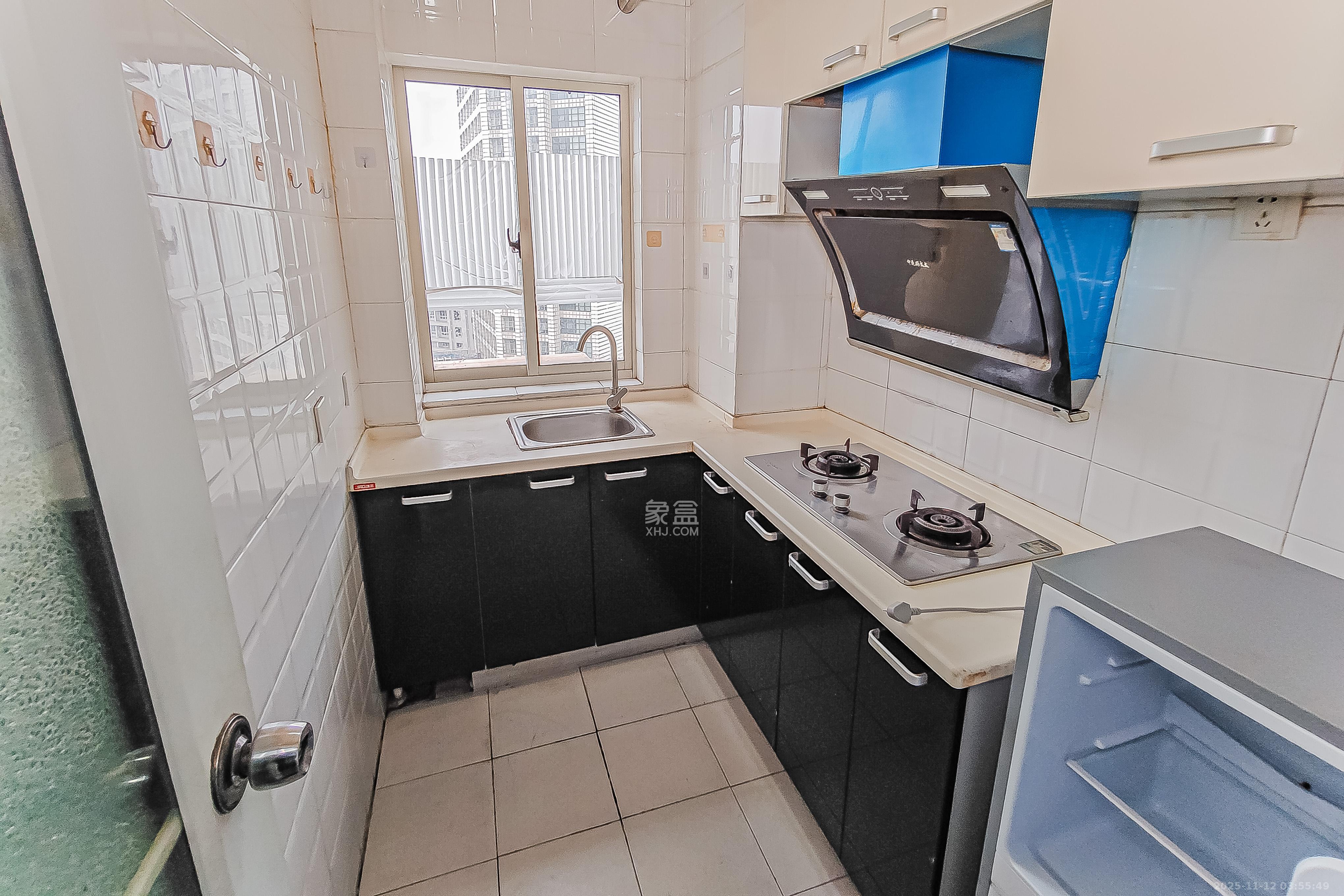 白沙晶城  1室1厅1卫    45.0万厨房