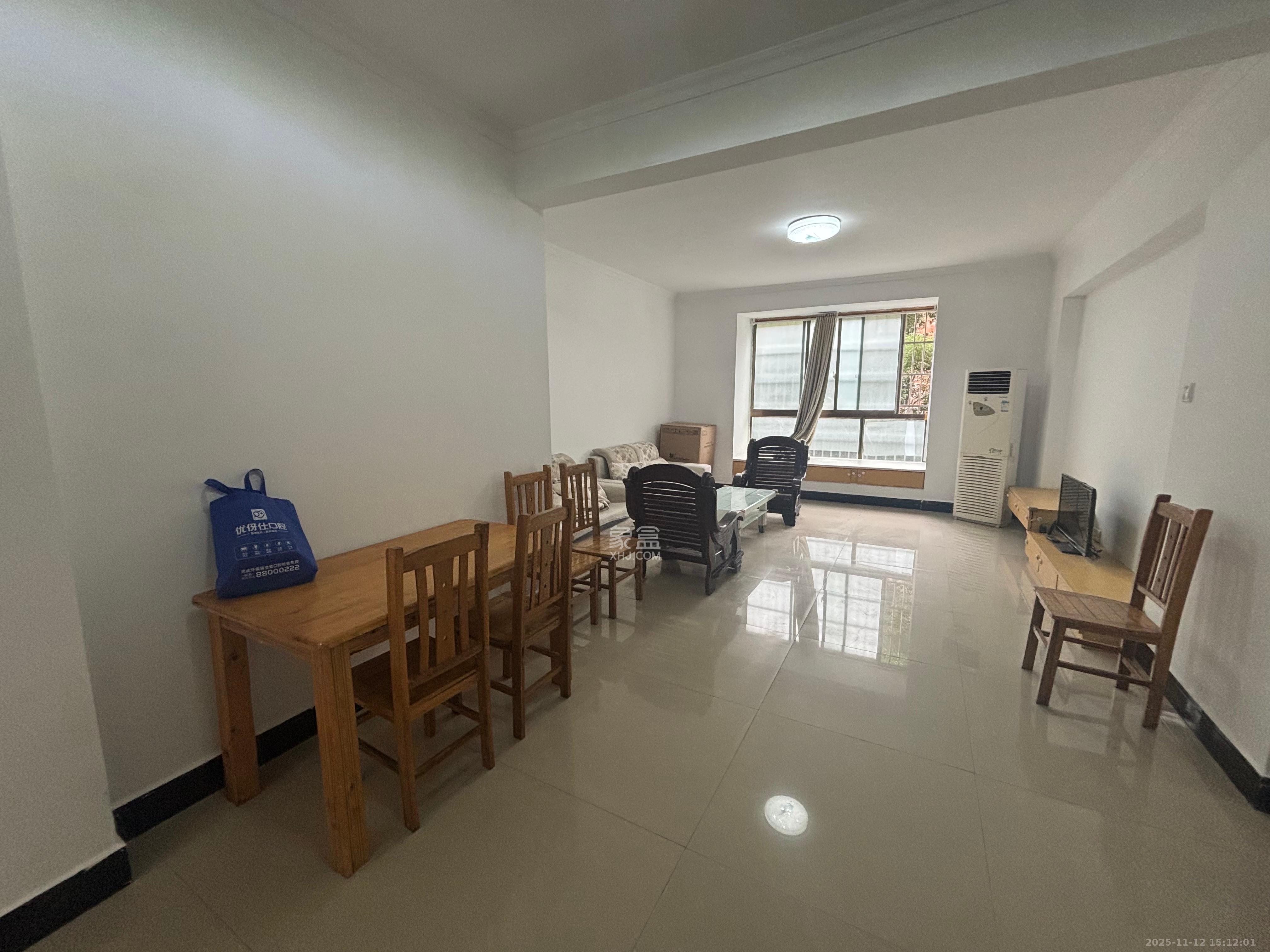 丽都桃源(金峰北院二期) 2室2厅1卫 1600.0元/月 丽都桃源(金峰北院二期) 2室2厅1卫 1600.0元/月室内图