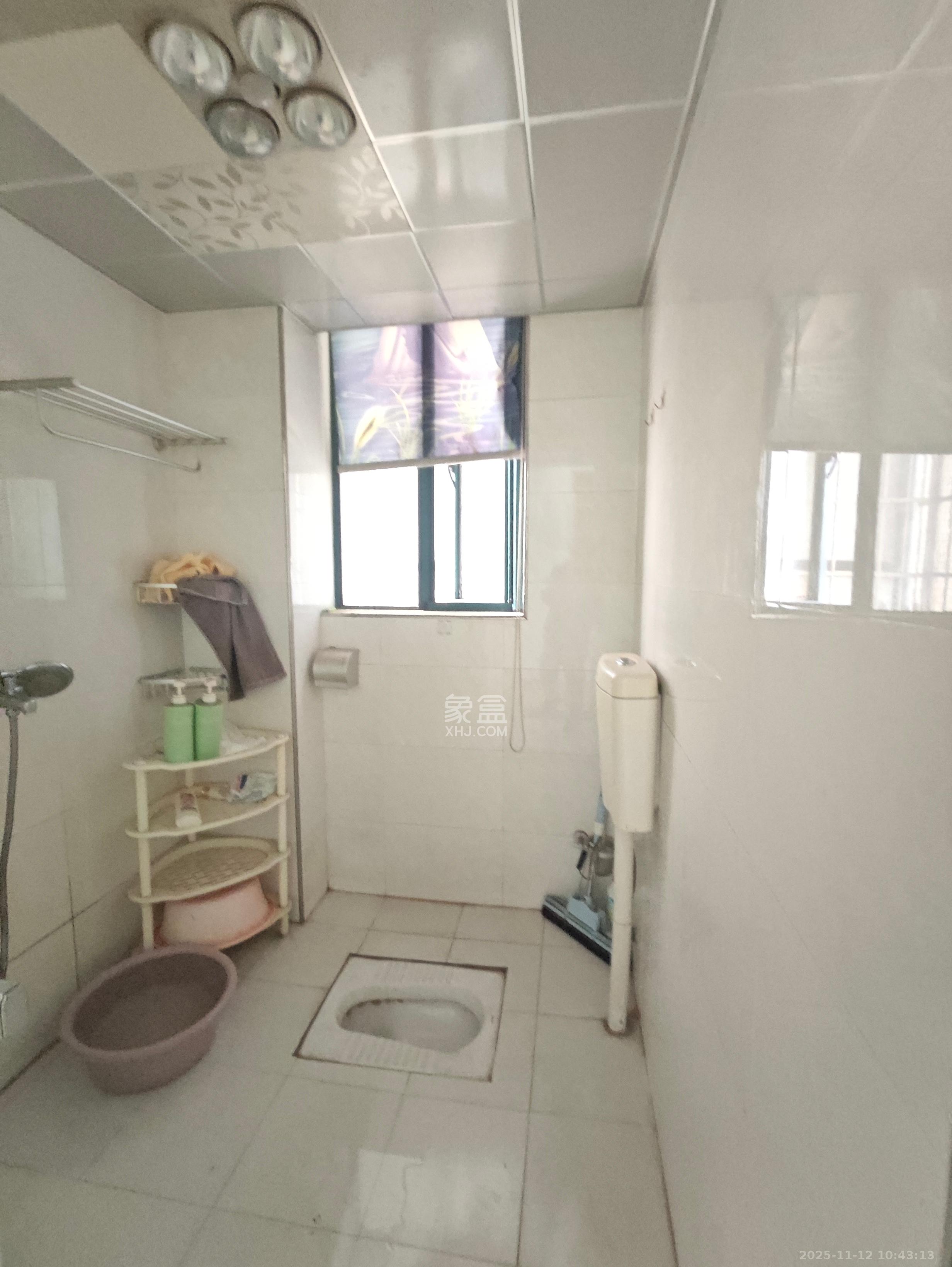 华天LOHO小镇  3室2厅1卫    1700.0元/月室内图