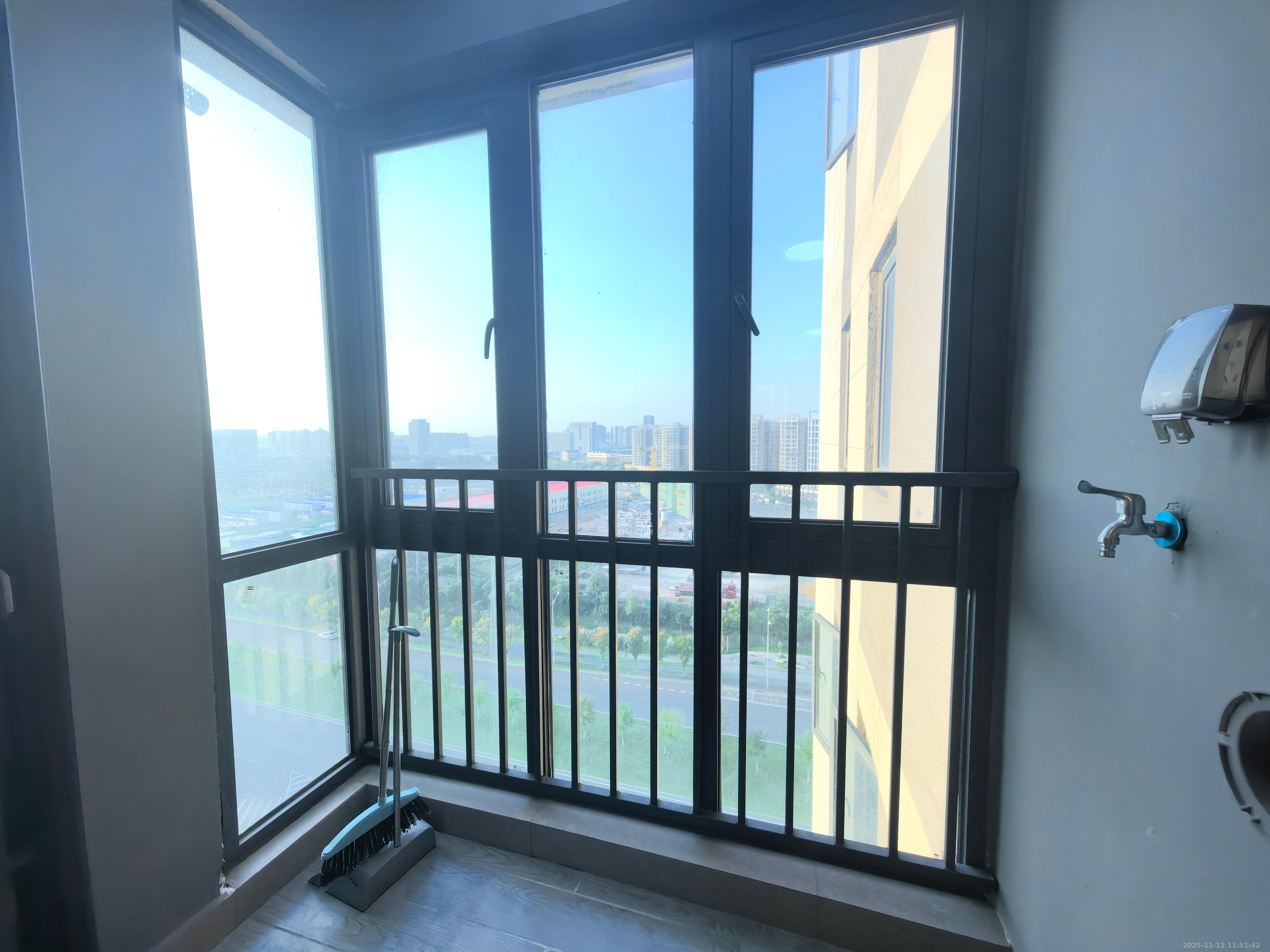 中海麓山境北区 4室2厅2卫 2800.0元/月 中海麓山境北区 4室2厅2卫 2800.0元/月室内图