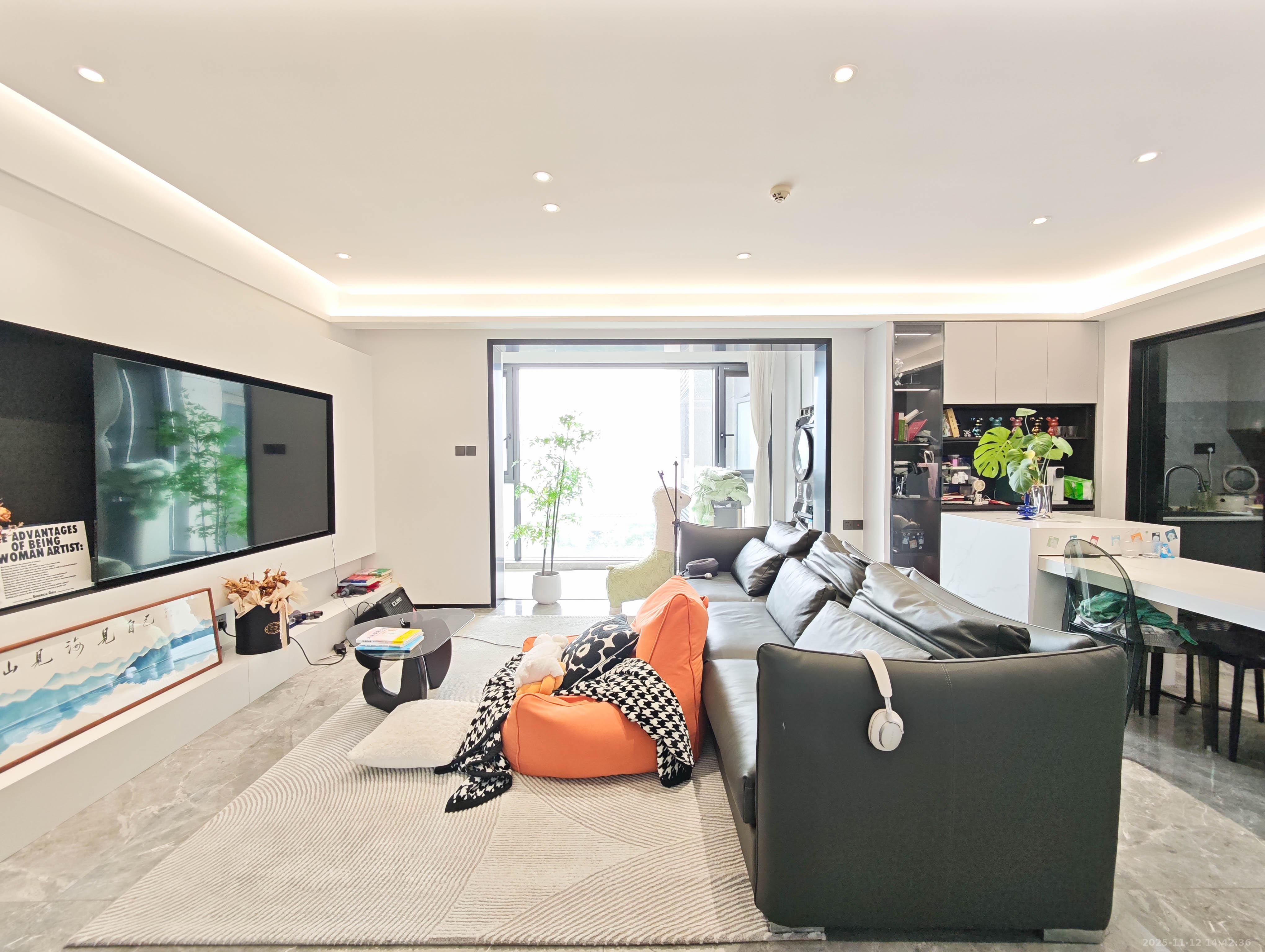 万科魅力之城 4室2厅2卫 139.0万 万科魅力之城 4室2厅2卫 139.0万客厅