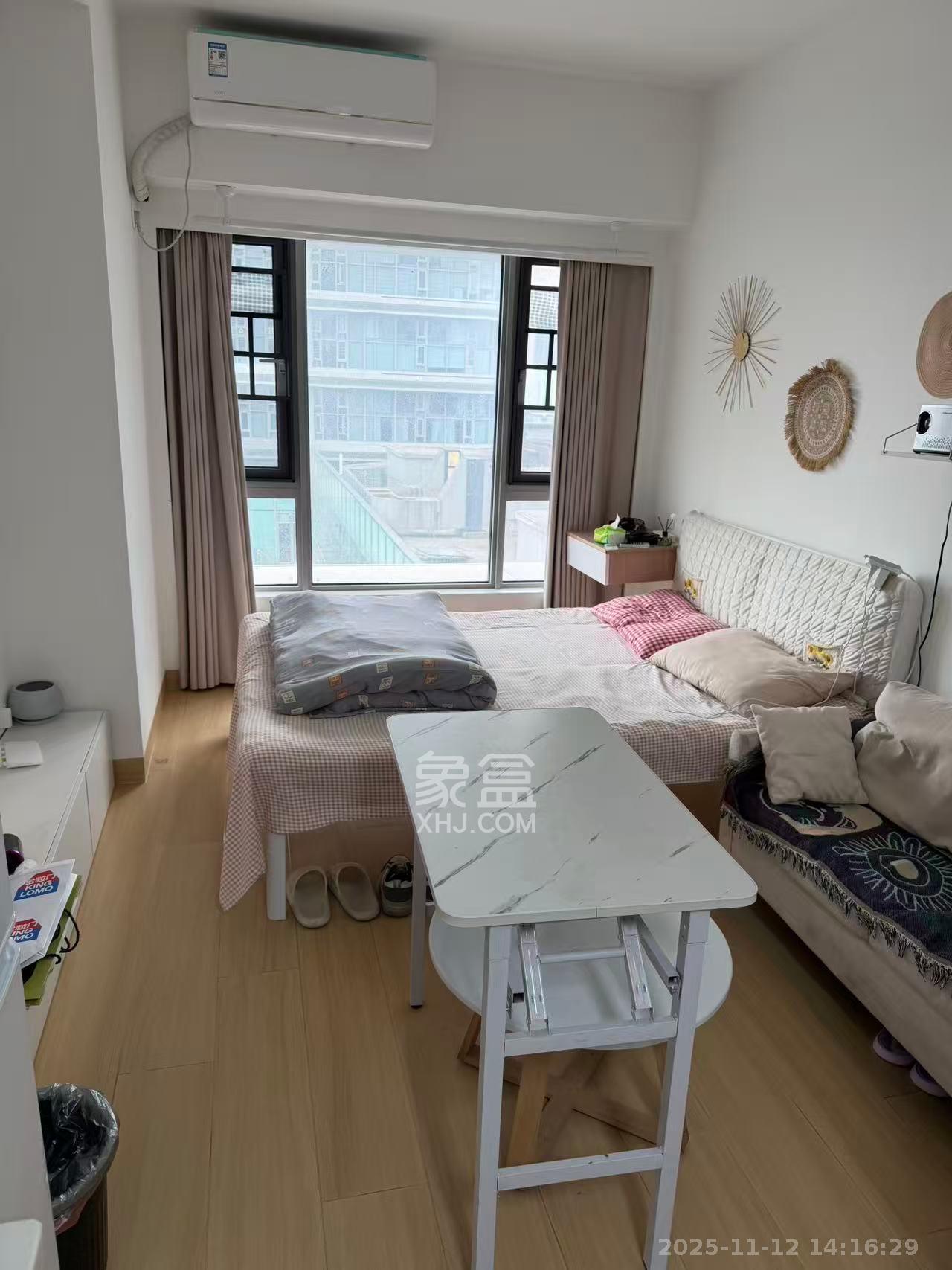 保利天禧EF区 1室1厅1卫 1500.0元/月 保利天禧EF区 1室1厅1卫 1500.0元/月室内图