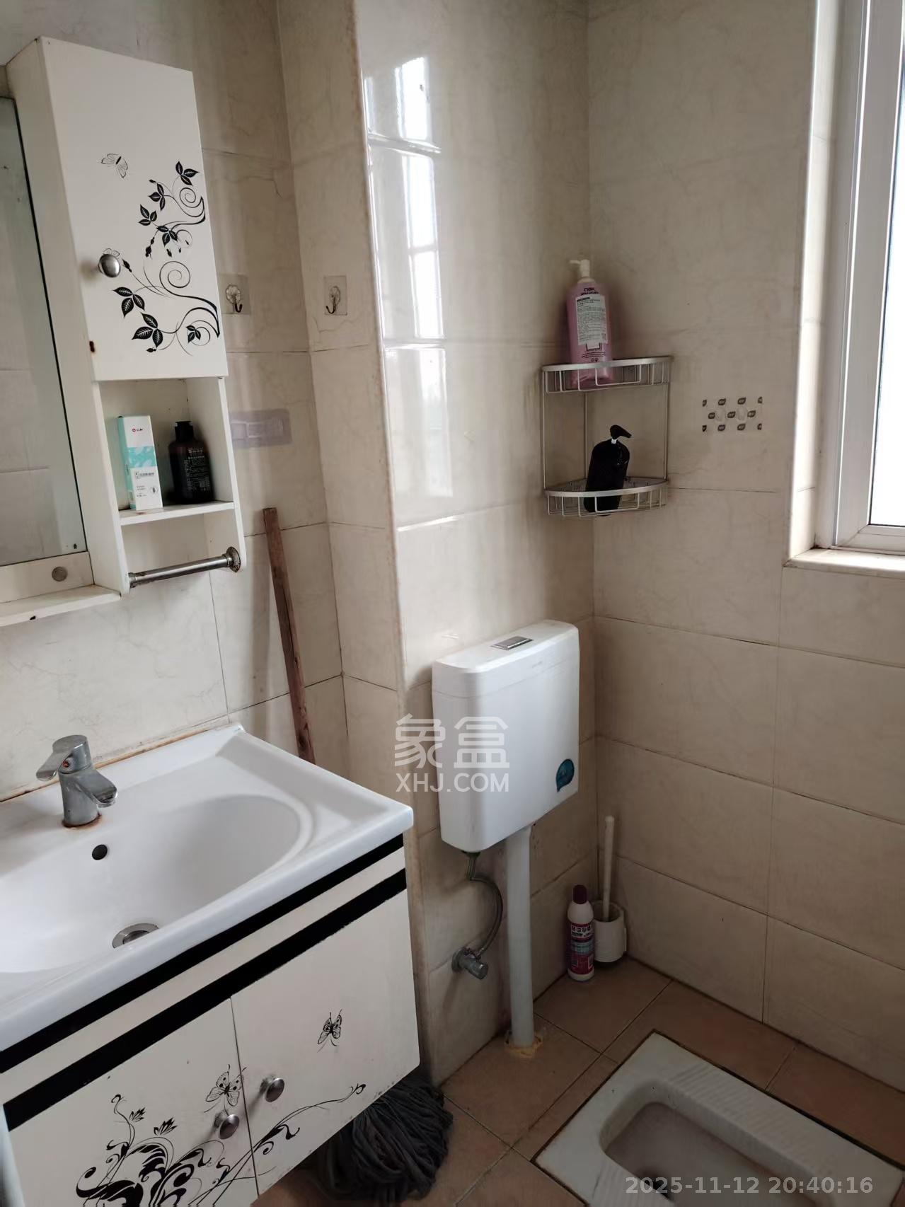 星城新宇桃花苑  2室1厅1卫    1300.0元/月室内图