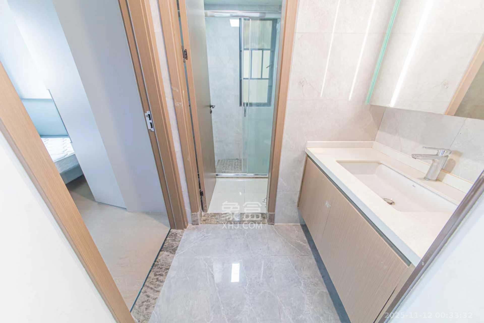 江悦和鸣  4室2厅2卫    4360.0元/月室内图