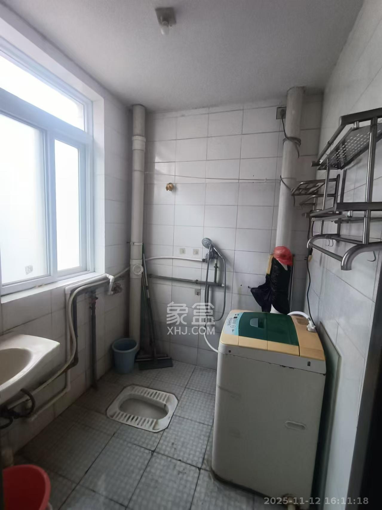 红星农博住宅小区(佳英农博小区) 1室1厅1卫 800.0元/月 红星农博住宅小区(佳英农博小区) 1室1厅1卫 800.0元/月室内图