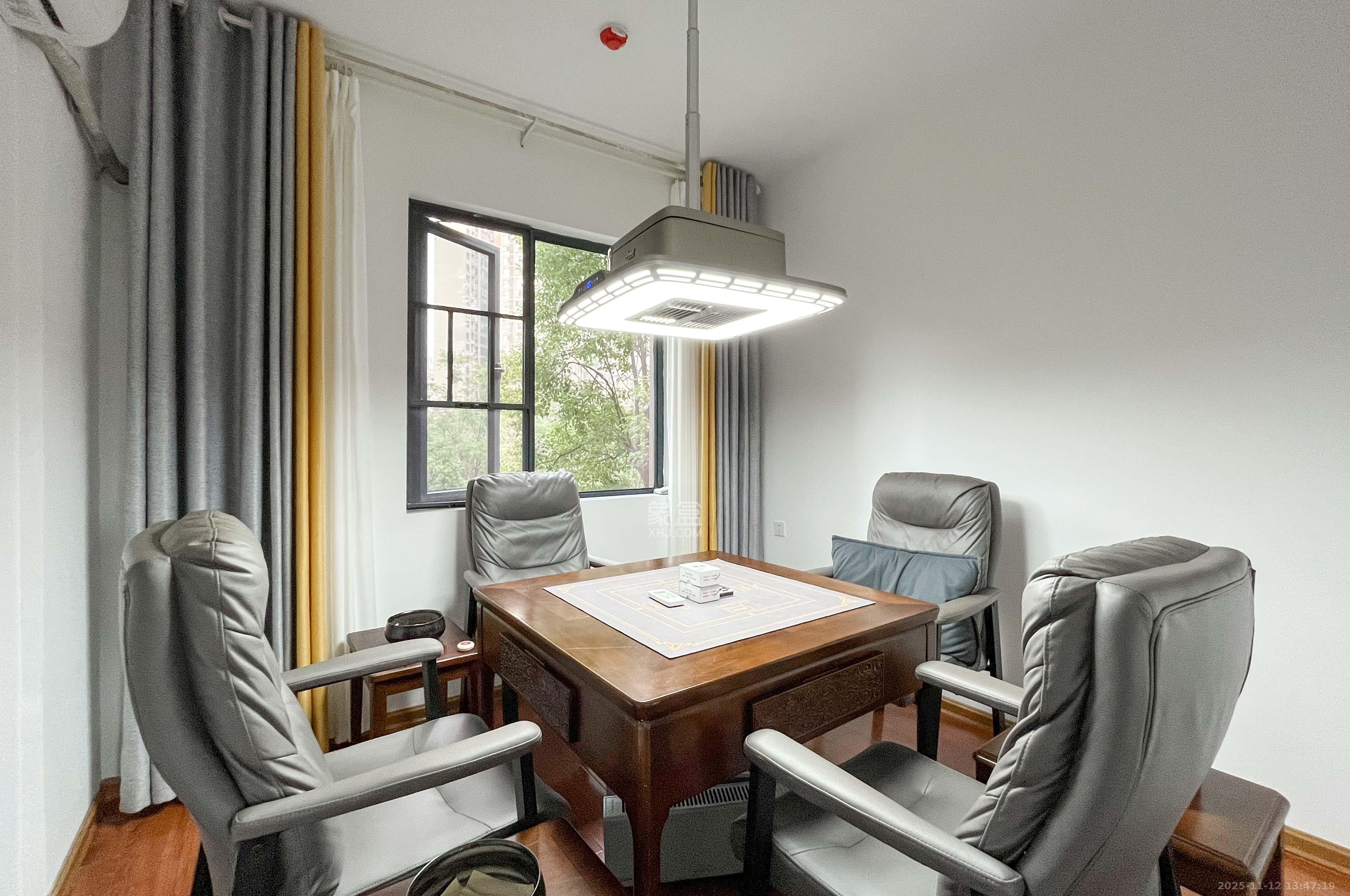 中建梅溪湖中心 1室2厅1卫 163.0万 中建梅溪湖中心 1室2厅1卫 163.0万其他