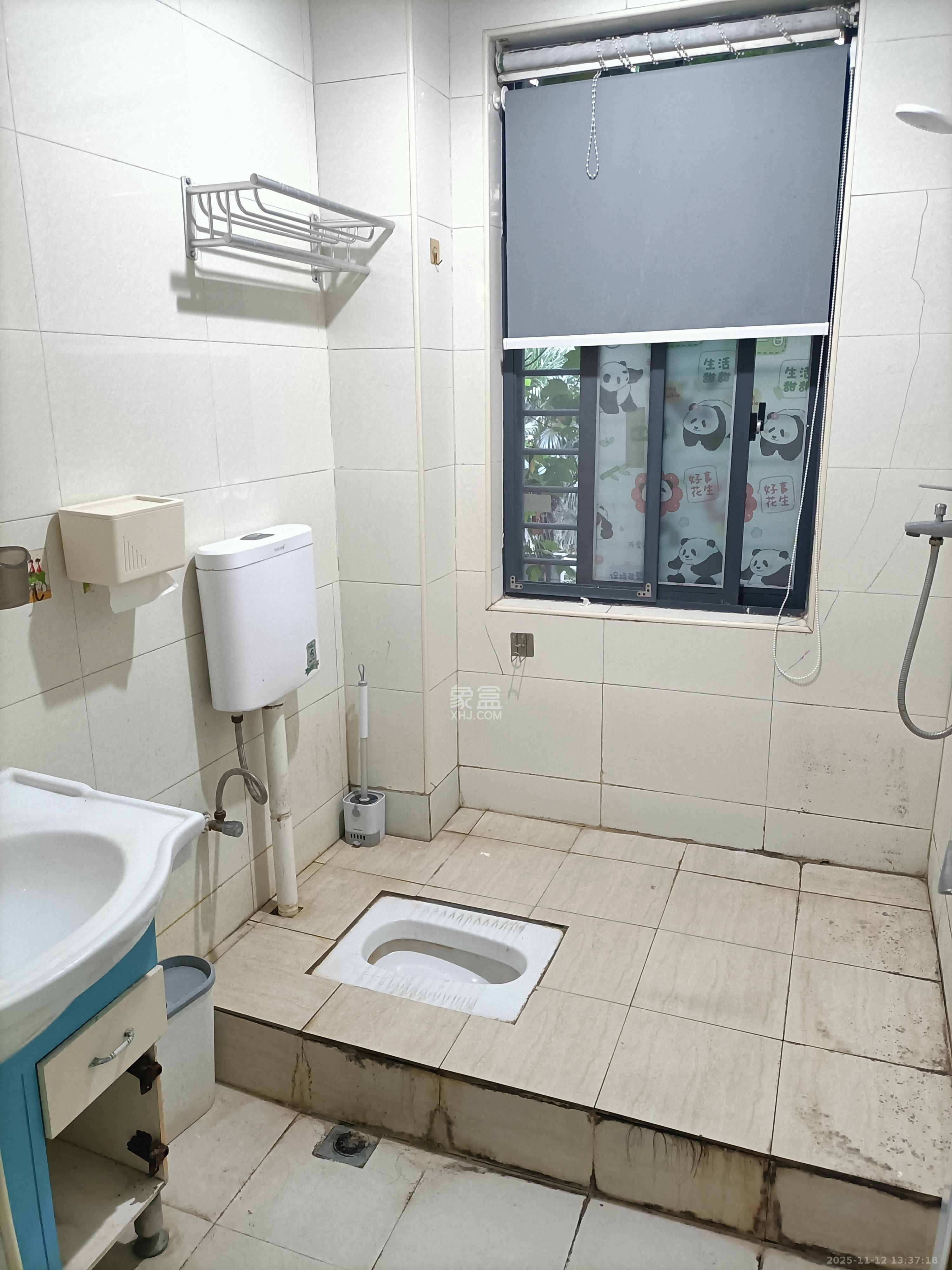 天骄福邸 2室2厅1卫 2100.0元/月 天骄福邸 2室2厅1卫 2100.0元/月室内图