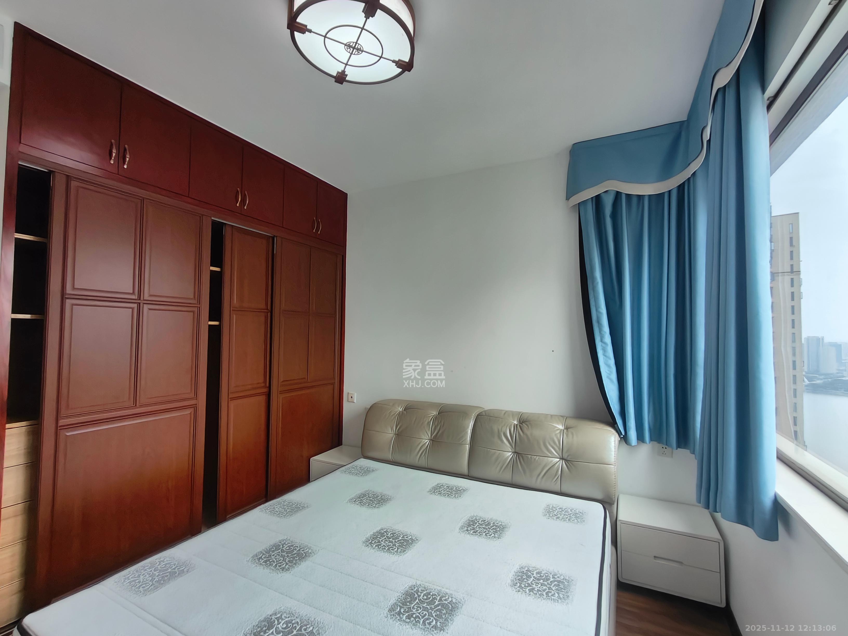 保利西海岸A区 3室2厅2卫 3800.0元/月 保利西海岸A区 3室2厅2卫 3800.0元/月室内图