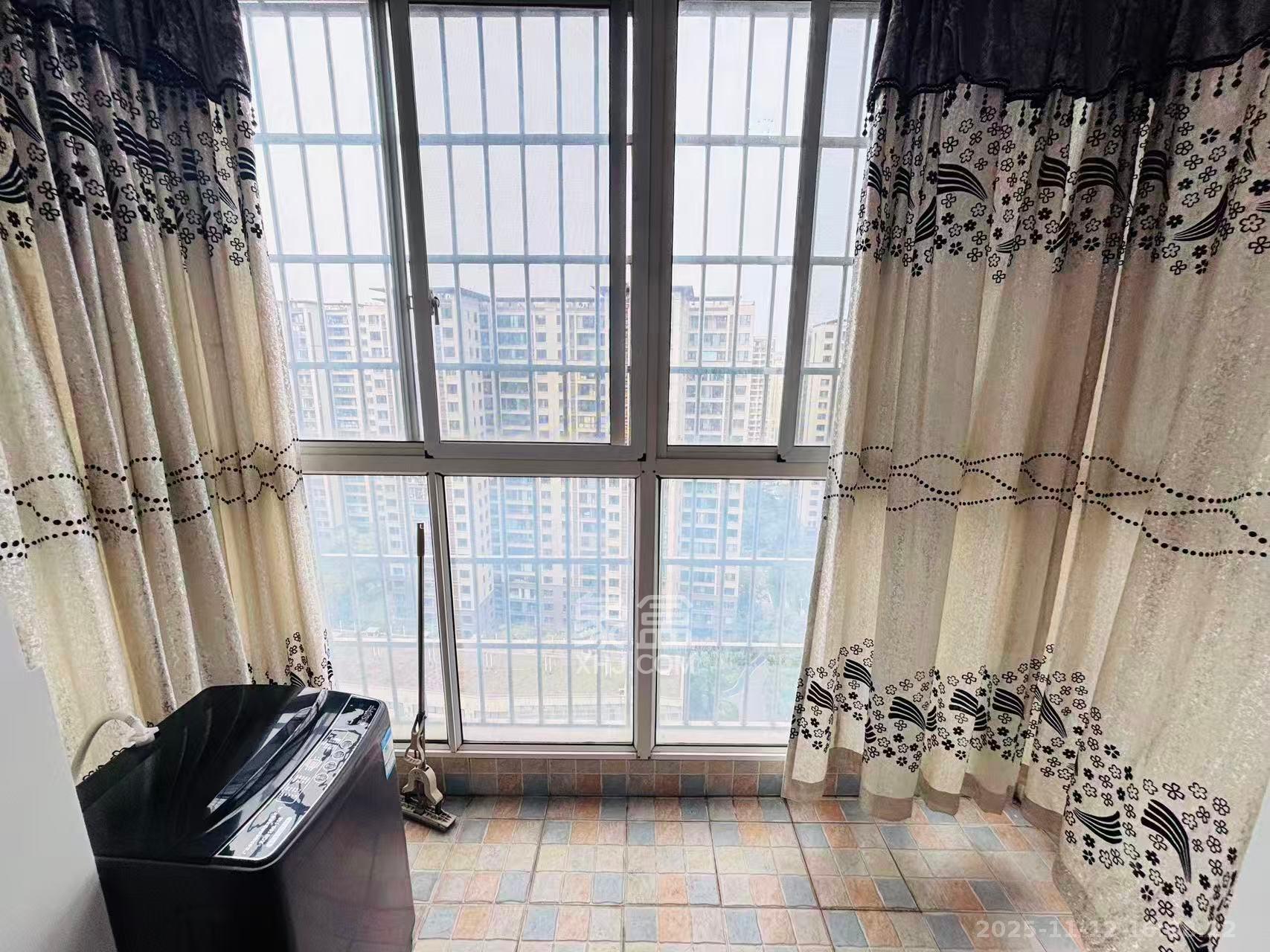 洋湖和园(福联嘉苑) 3室1厅2卫 2300.0元/月 洋湖和园(福联嘉苑) 3室1厅2卫 2300.0元/月室内图