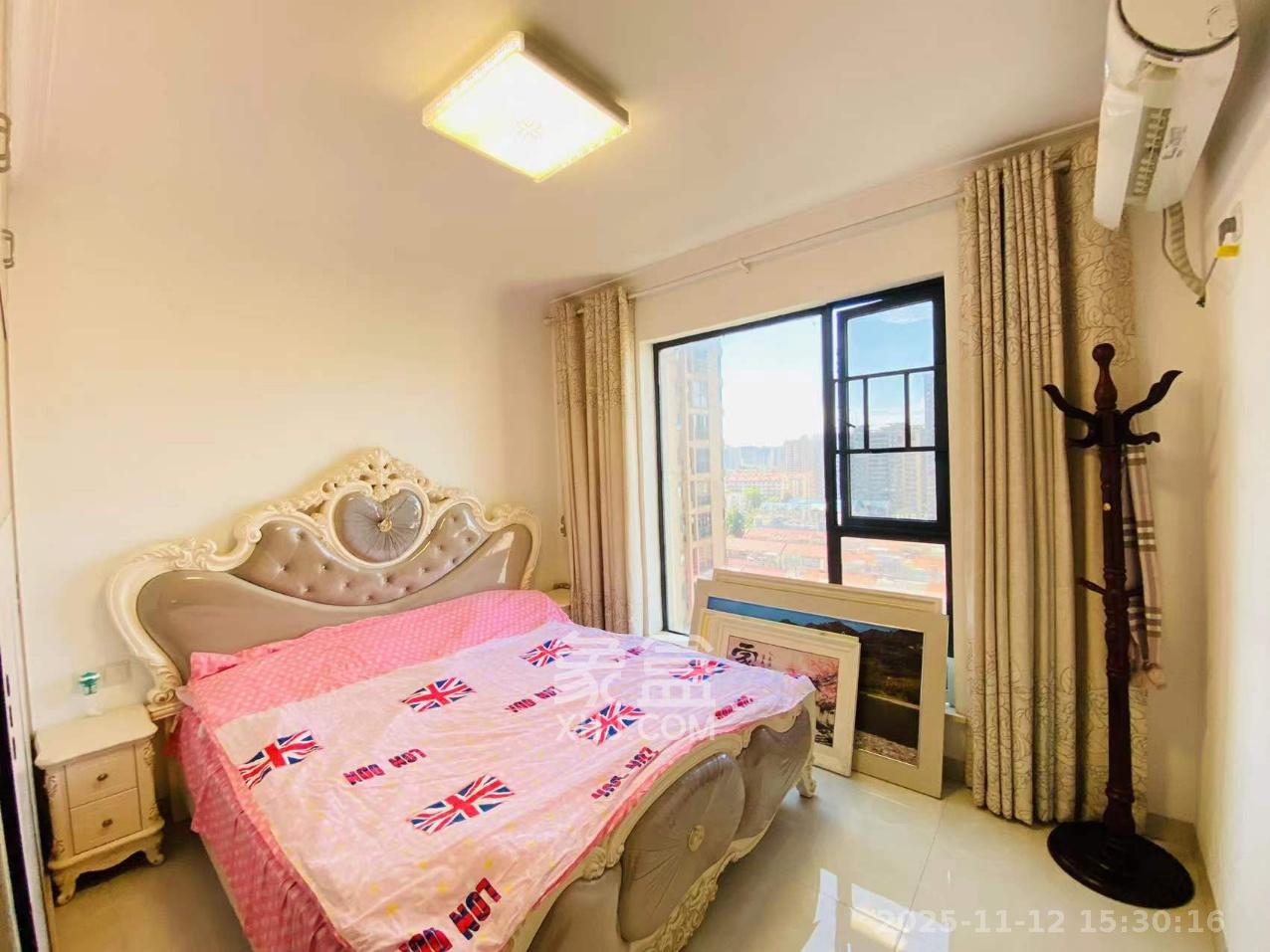 江山如画 3室2厅2卫 2200.0元/月 江山如画 3室2厅2卫 2200.0元/月室内图