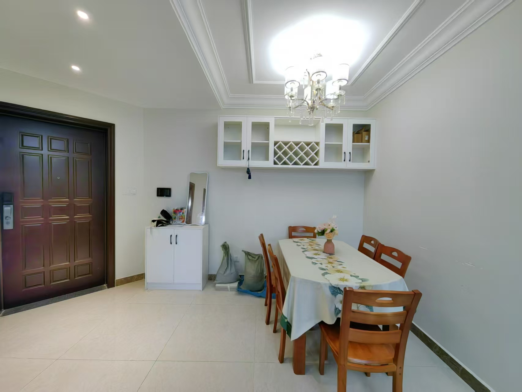 恒大绿洲  2室2厅1卫    2000.0元/月