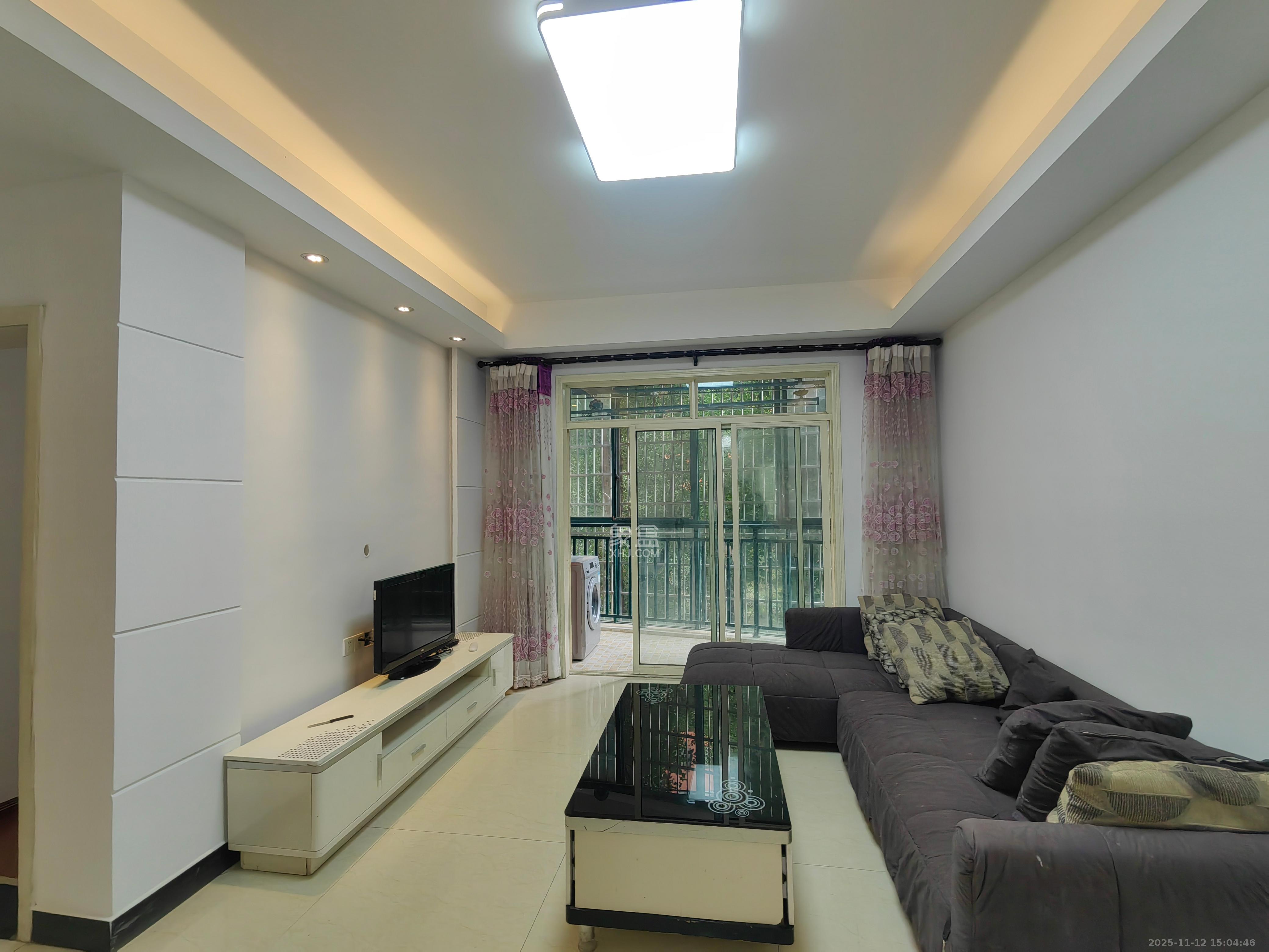 百合湖滨花园 3室2厅1卫 1400.0元/月 百合湖滨花园 3室2厅1卫 1400.0元/月室内图