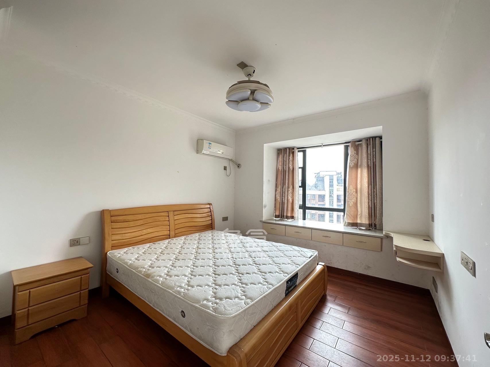 五矿紫湖香醍 4室2厅2卫 2000.0元/月 五矿紫湖香醍 4室2厅2卫 2000.0元/月室内图