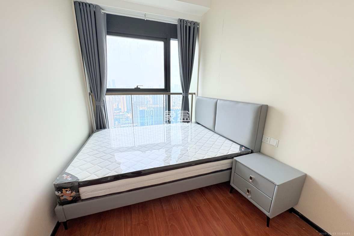 恒大珺悦府 3室2厅1卫 3200.0元/月 恒大珺悦府 3室2厅1卫 3200.0元/月室内图