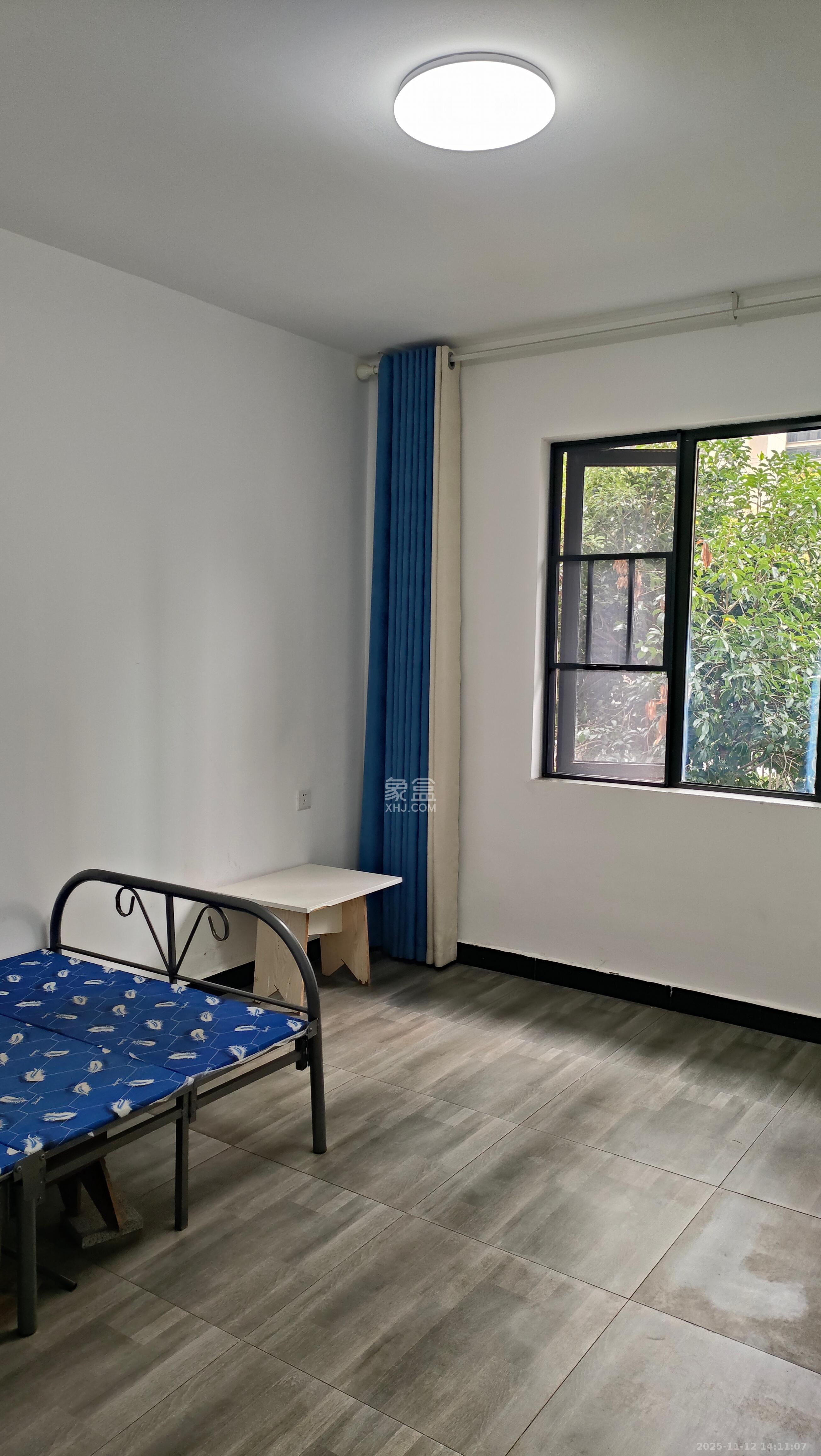 奥凯花园  3室2厅2卫    2500.0元/月室内图