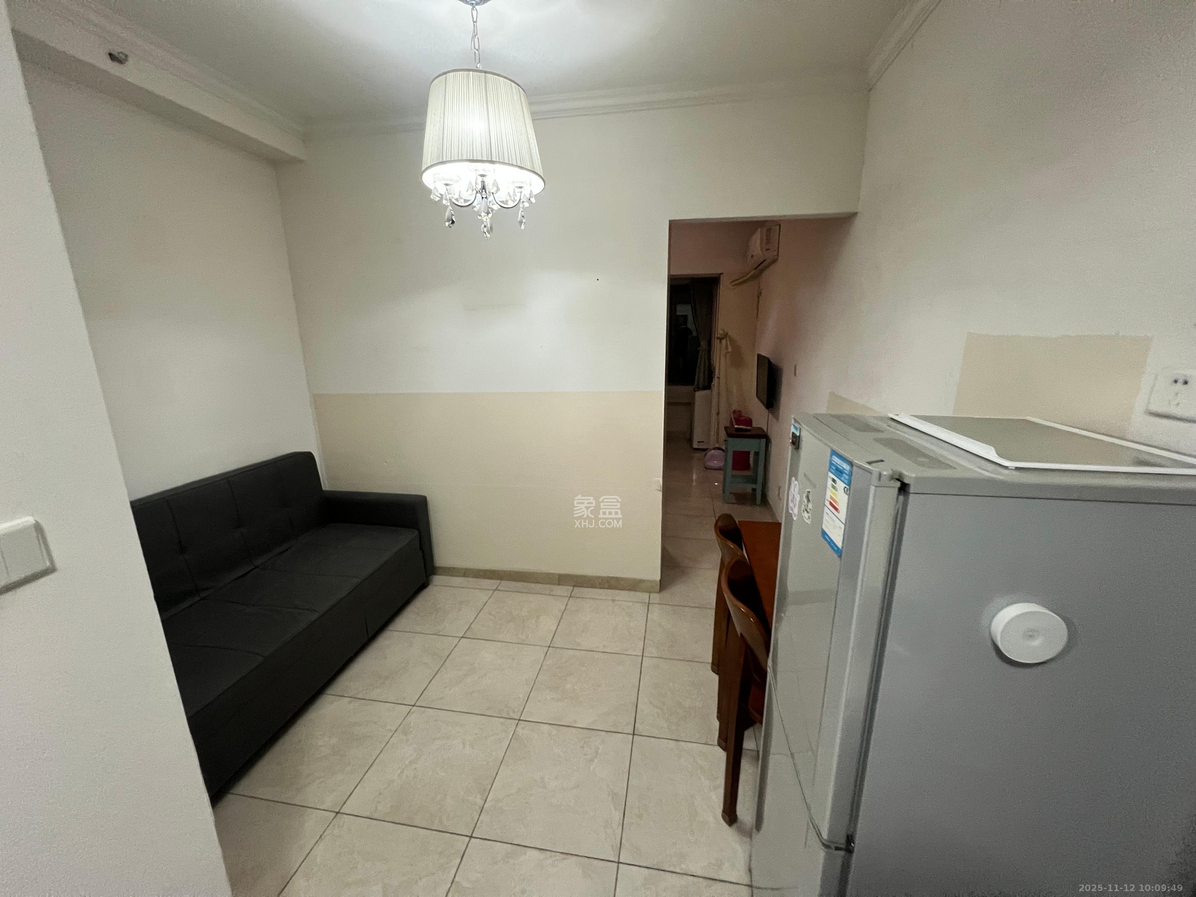 万博汇  1室1厅1卫    1500.0元/月