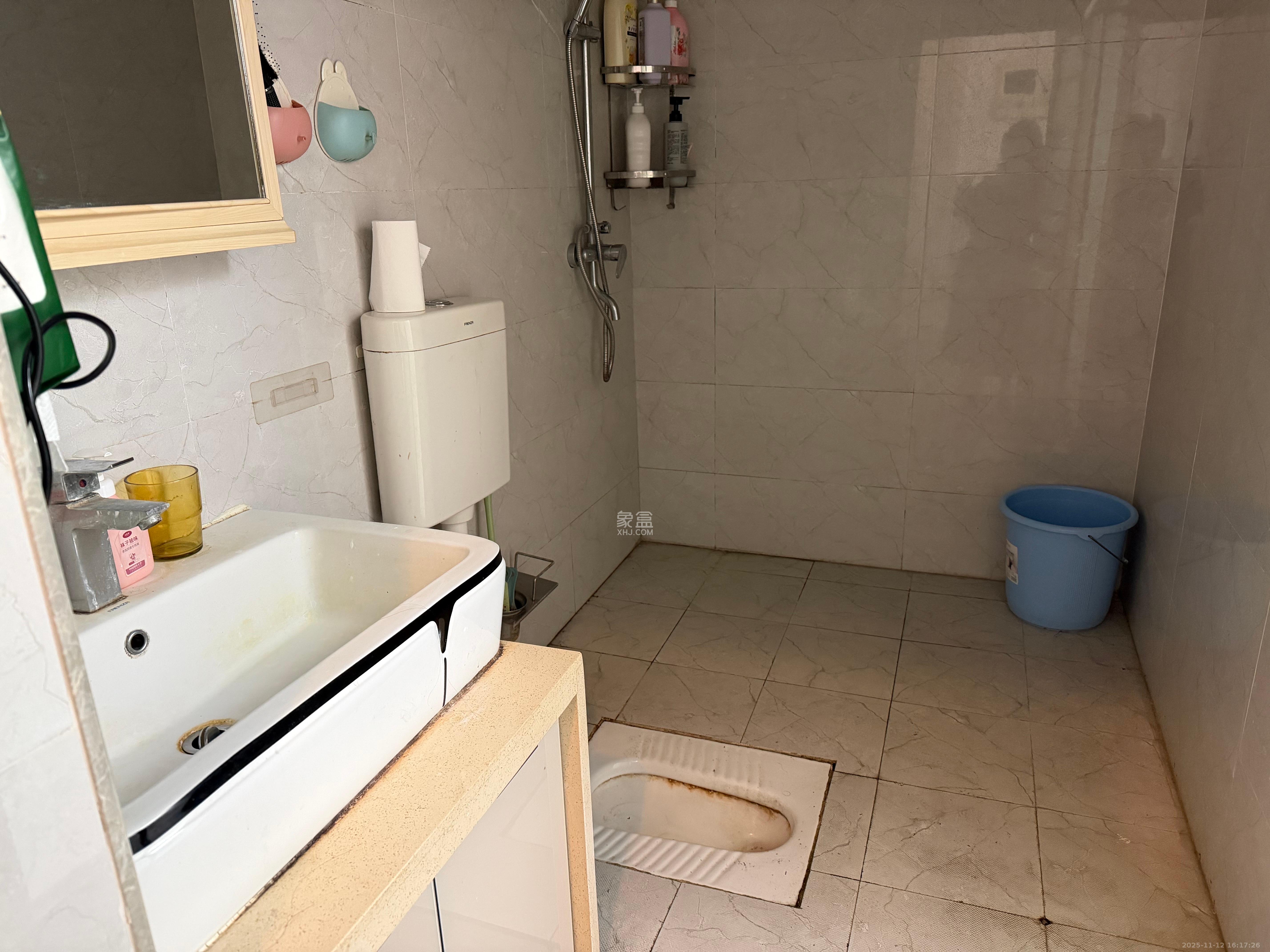 第六都（陆都小区）  1室0厅0卫    1700.0元/月室内图