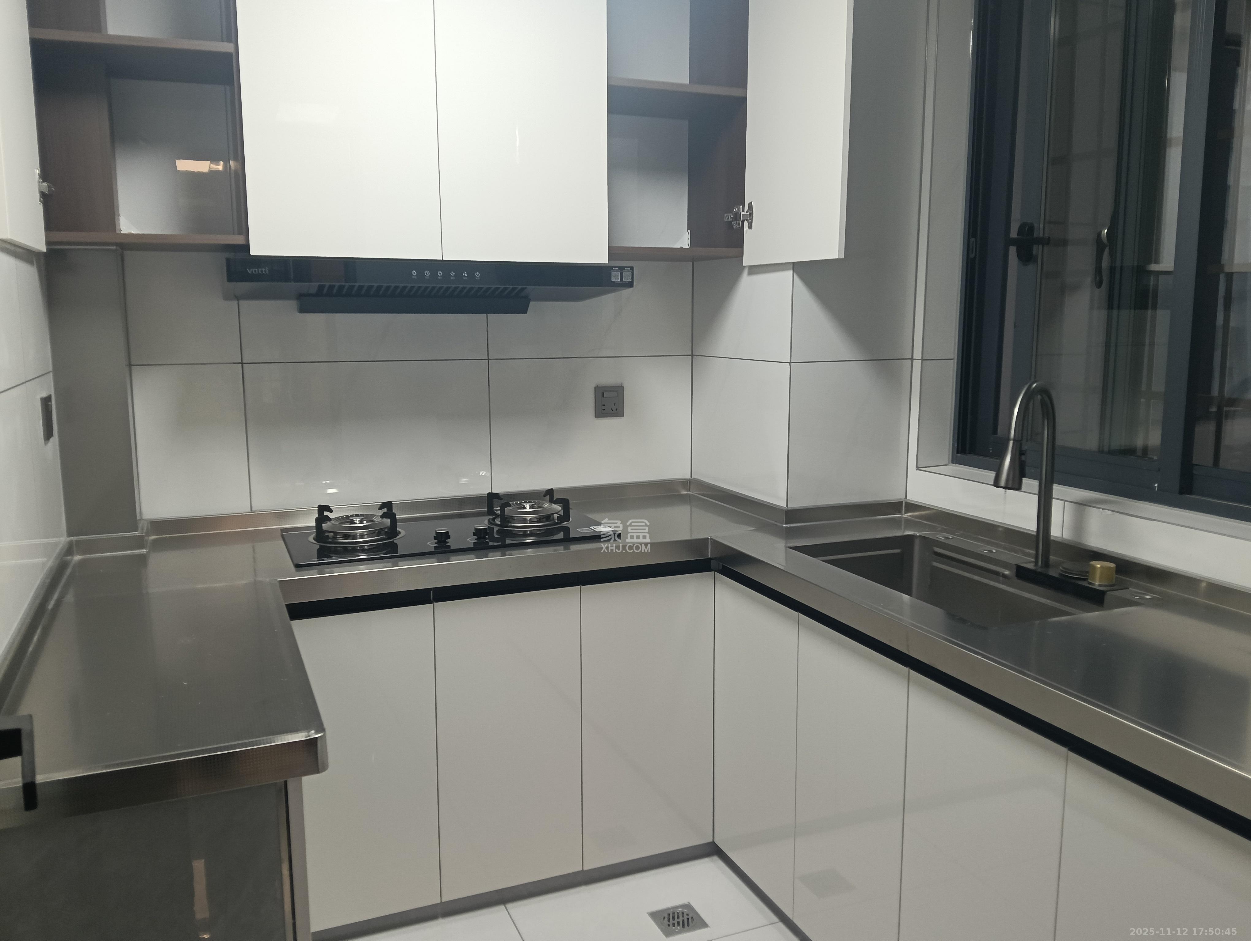 和景家园二期 2室2厅1卫 1900.0元/月 和景家园二期 2室2厅1卫 1900.0元/月室内图