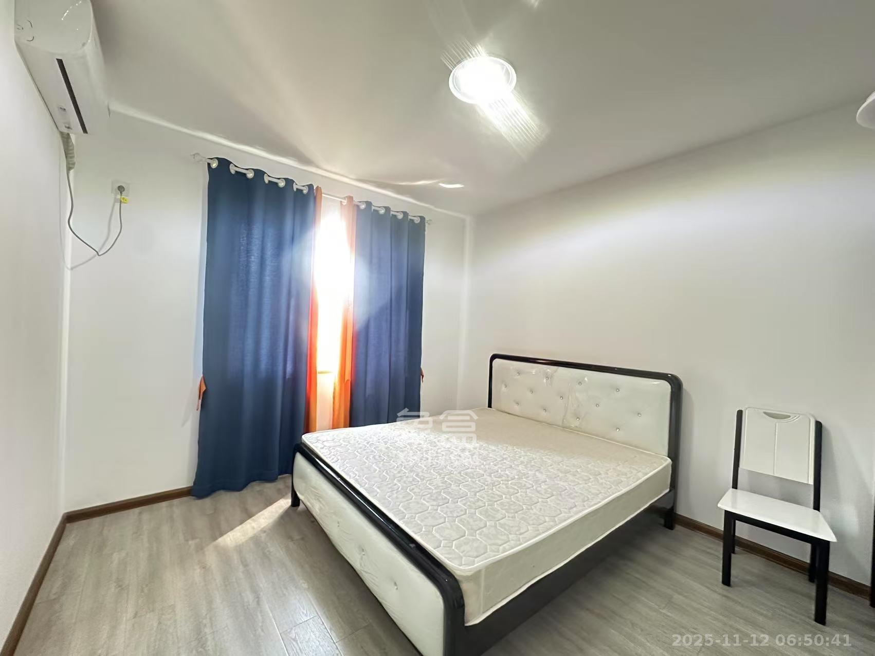 当代滨江MOMA  3室2厅2卫    3000.0元/月室内图