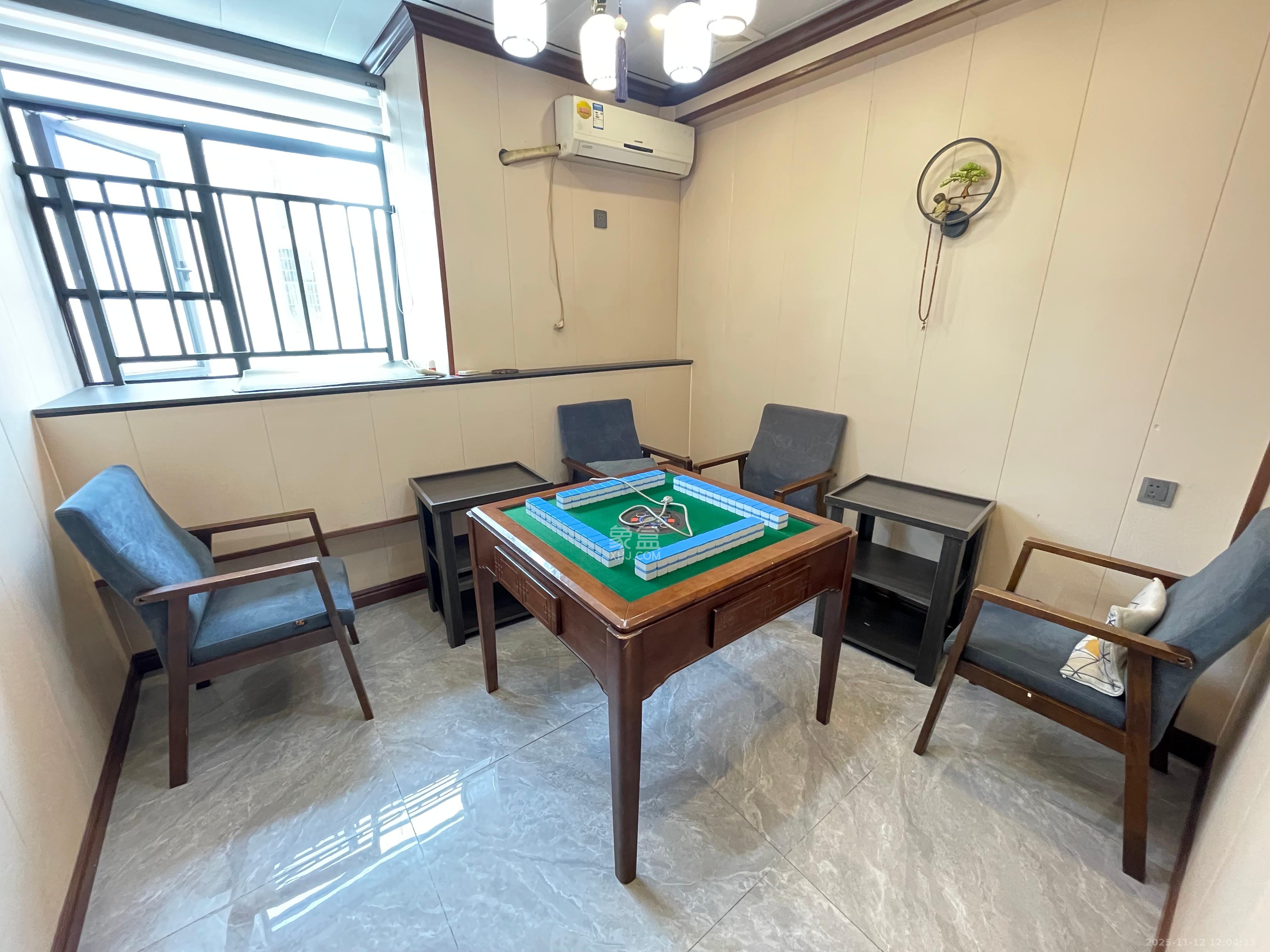 西子湖畔沃府   130.0㎡      4600.0元/月室内图