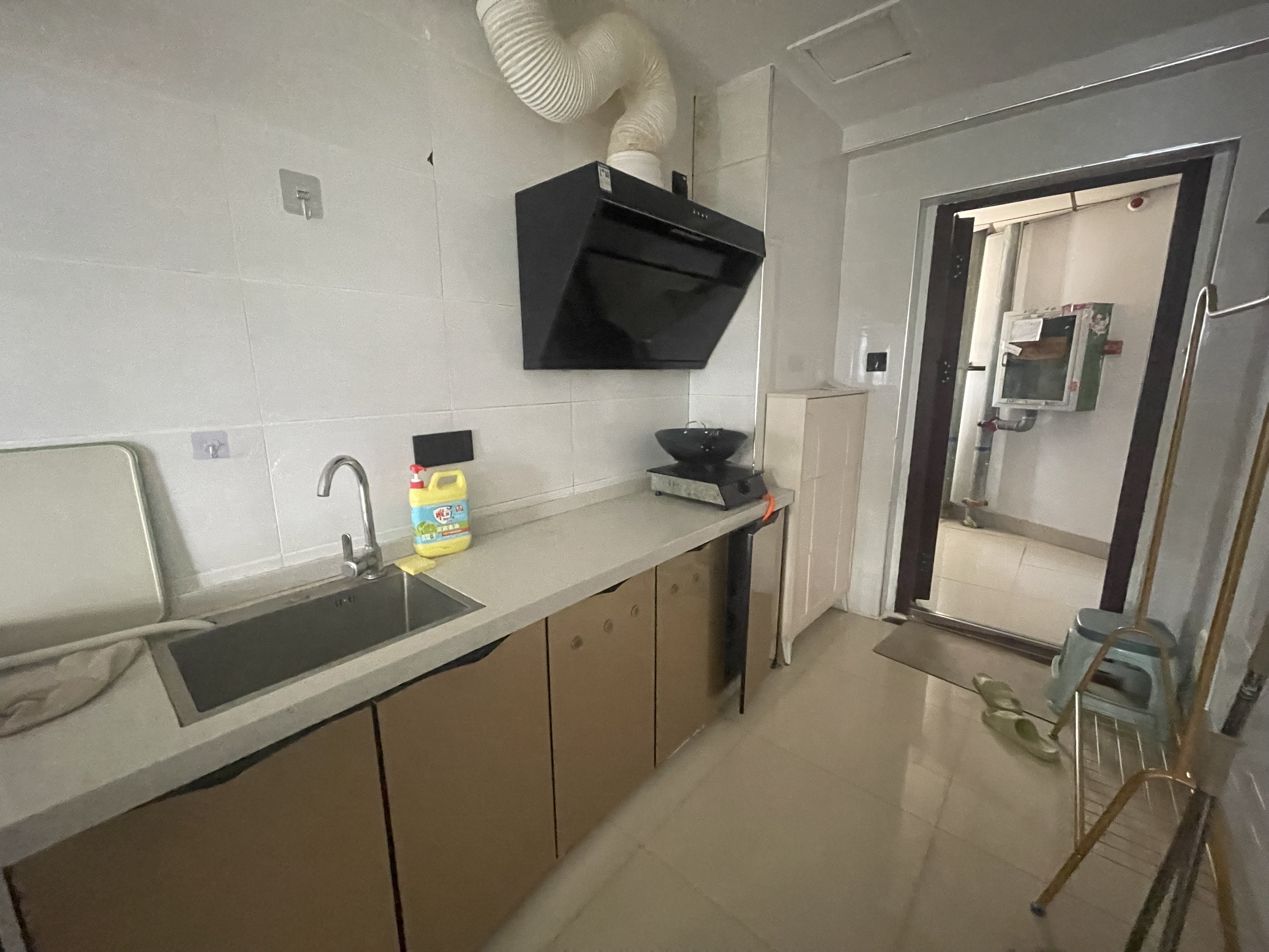 鑫汇大厦 1室1厅1卫 1500.0元/月 鑫汇大厦 1室1厅1卫 1500.0元/月室内图