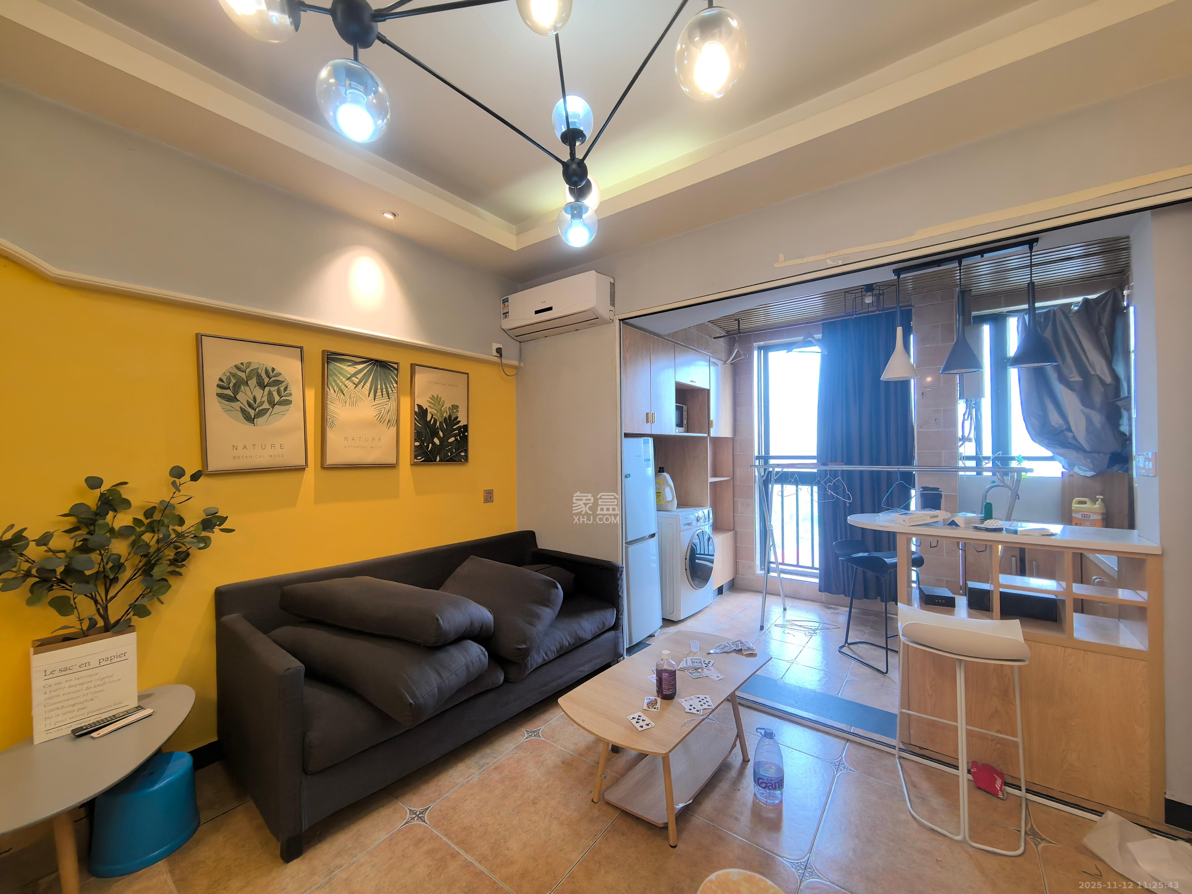 山水湾  1室1厅1卫    1450.0元/月室内图