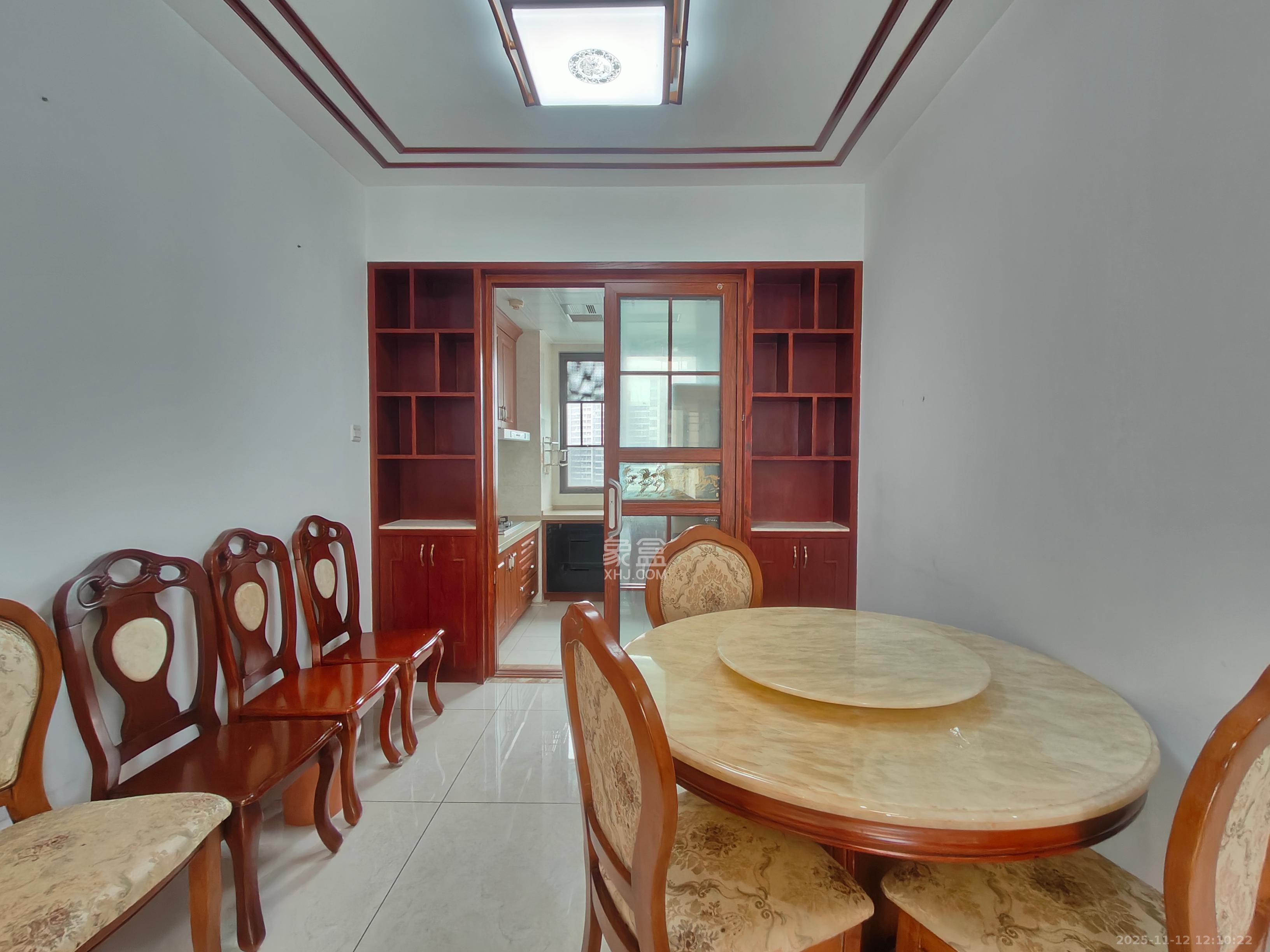 保利西海岸A区 3室2厅2卫 3800.0元/月 保利西海岸A区 3室2厅2卫 3800.0元/月室内图