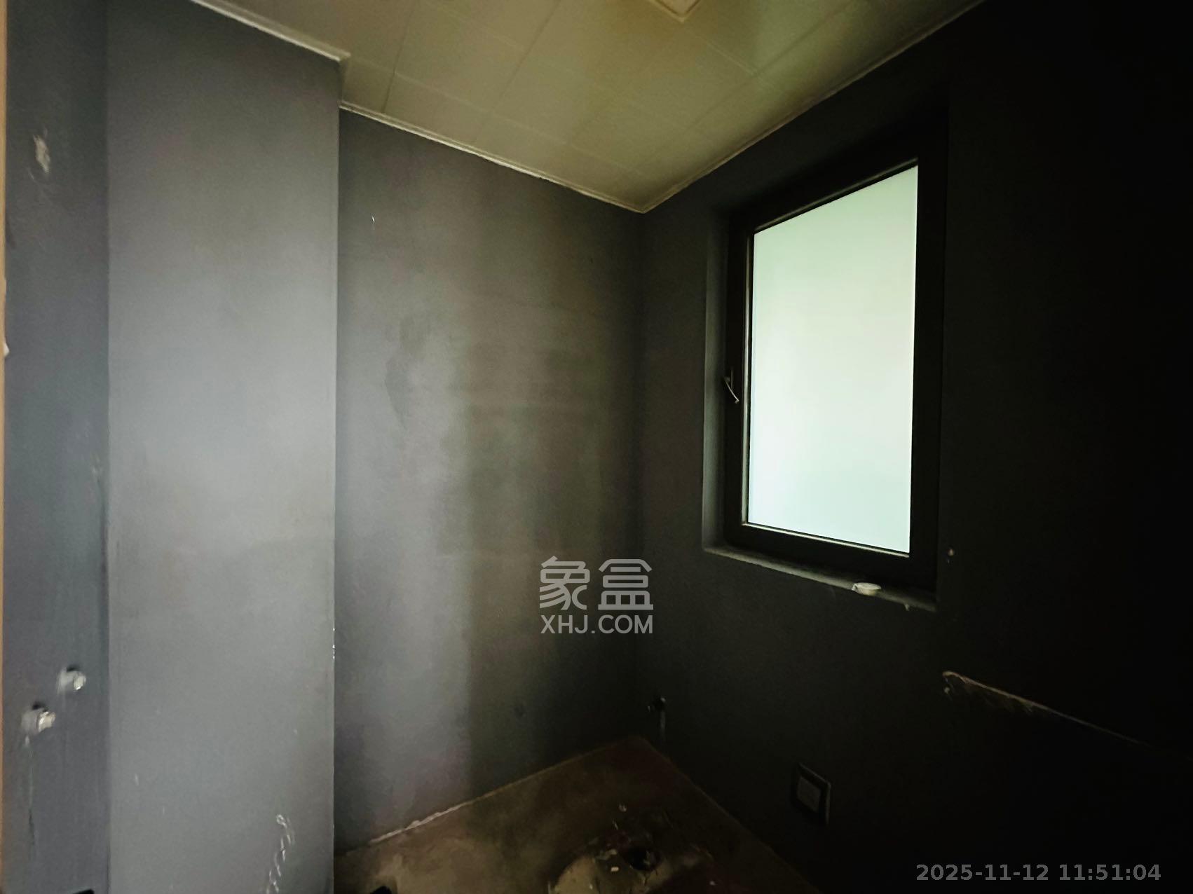 远洋外滩壹号 4室2厅2卫 5500.0元/月 远洋外滩壹号 4室2厅2卫 5500.0元/月室内图