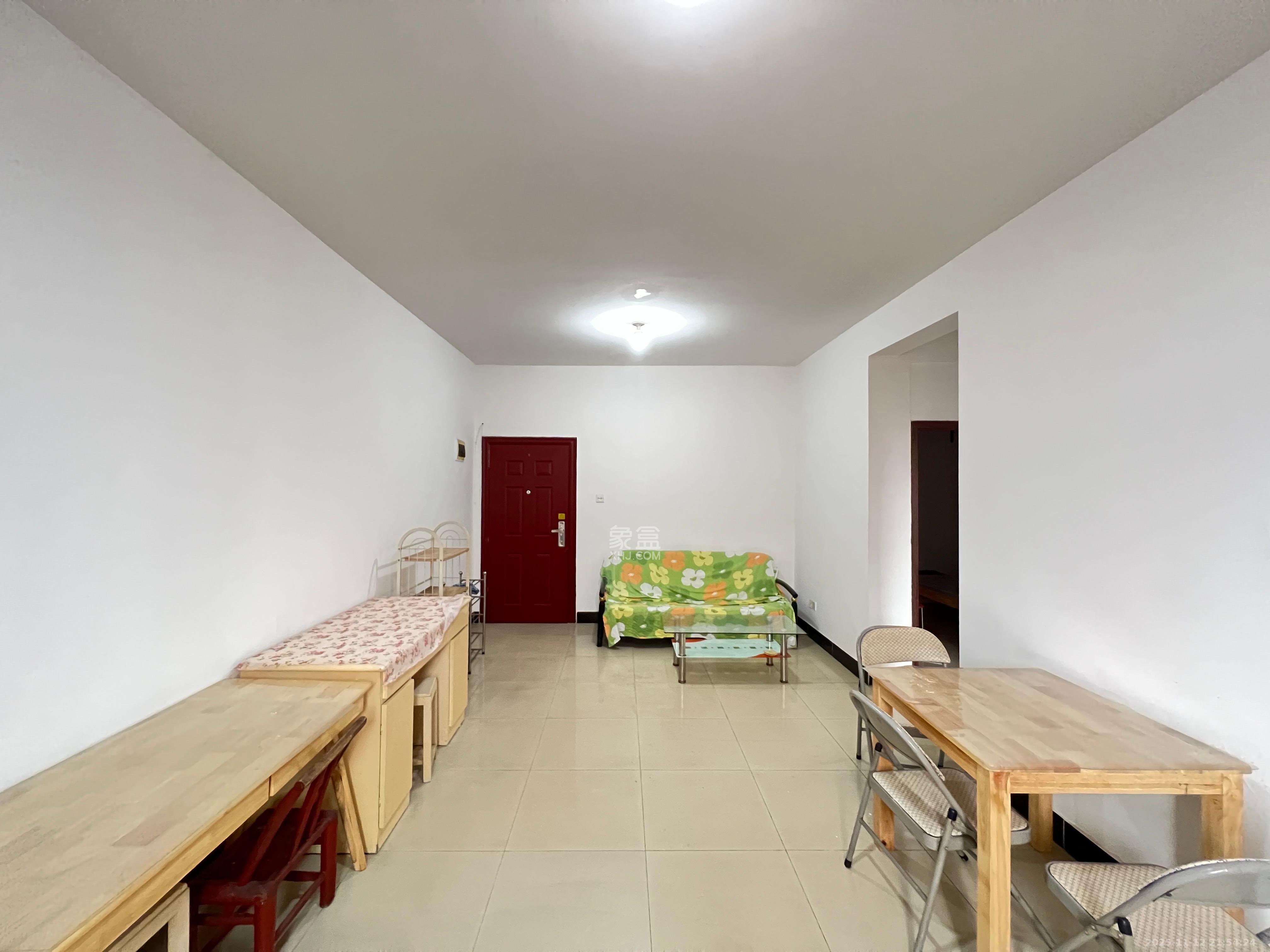 东方新世界  2室2厅1卫    2200.0元/月