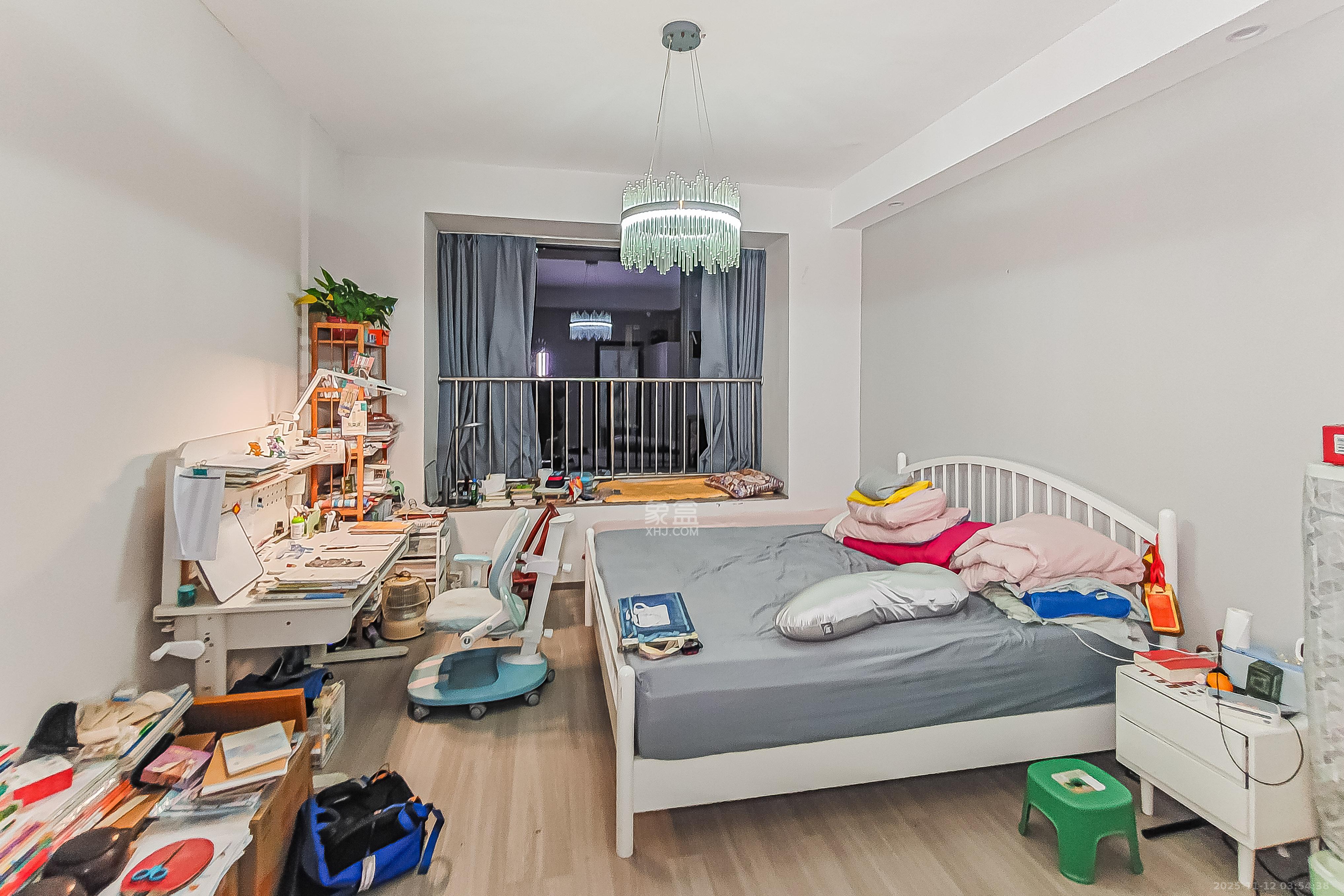 建发央玺(建发泱玺雅苑) 4室2厅3卫 325.0万 建发央玺(建发泱玺雅苑) 4室2厅3卫 325.0万卧室