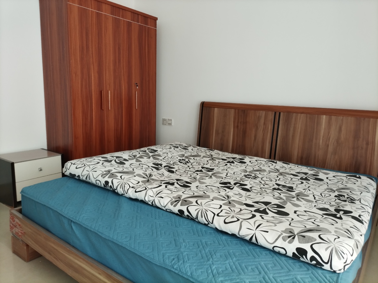 金鹿公寓 3室2厅2卫 160.0万 金鹿公寓 3室2厅2卫 160.0万客厅